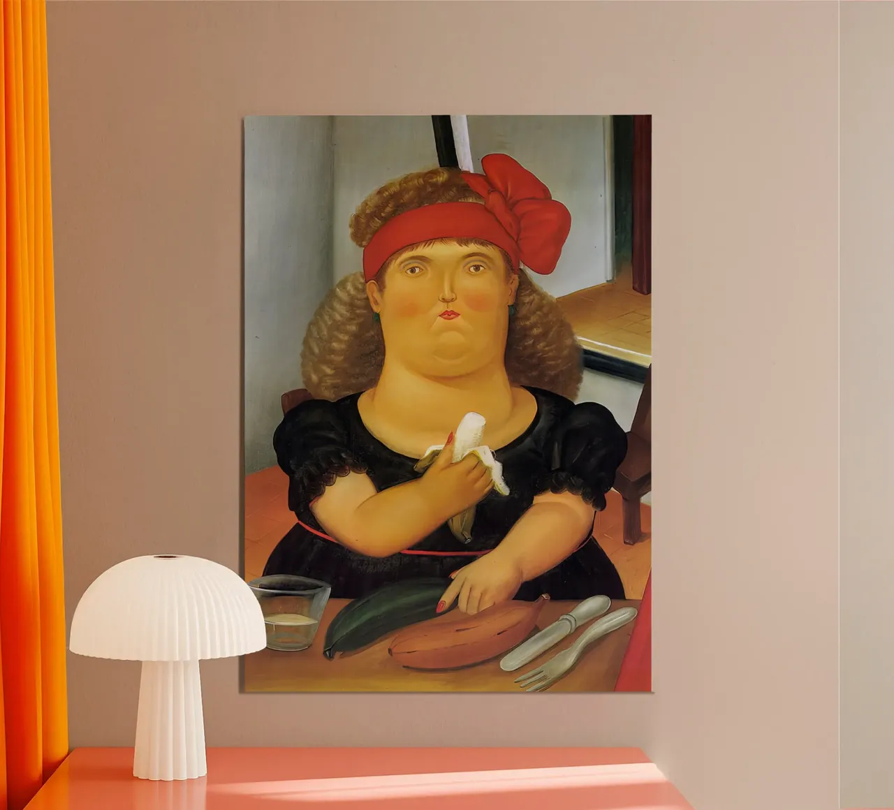 1982, Mujer comiendo una banana F Botero poster con marco de plástico de mix mate
