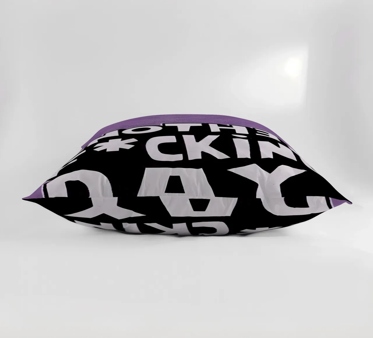 ANOTHER F*CKING DAY cuscino da Type & Tape