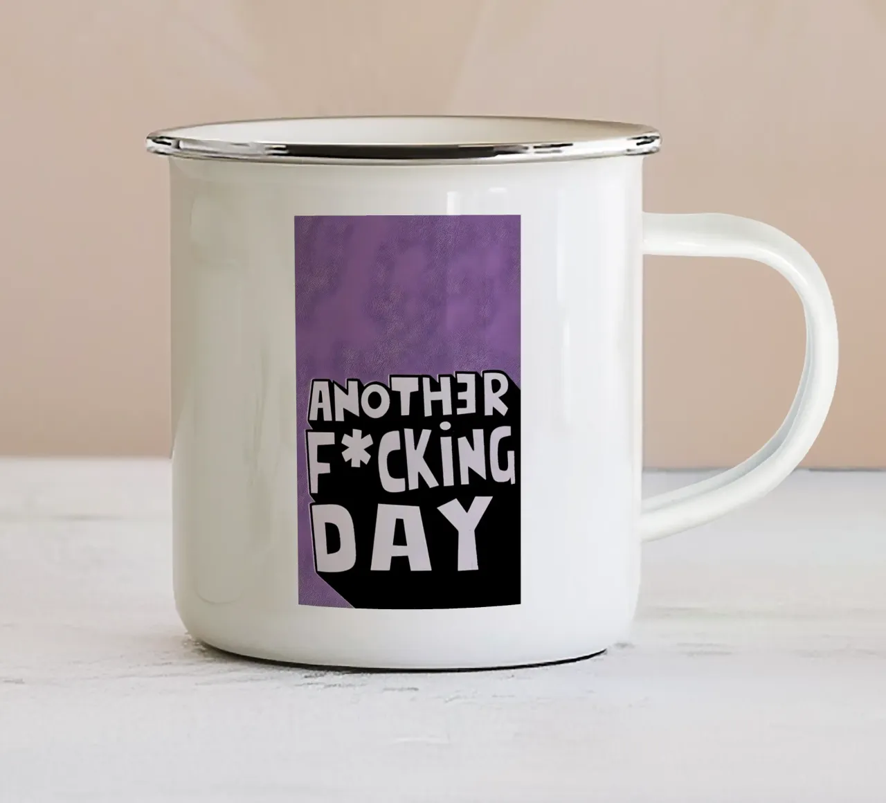ANOTHER F*CKING DAY tazza in smalto da Type & Tape