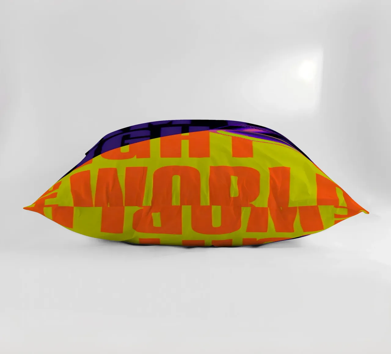 I'AM THE LIGHT OF THE WORLD, cuscino da Type & Tape