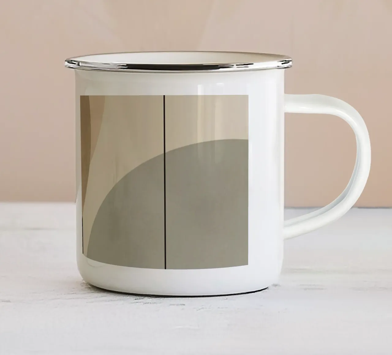 Composizione astratta di cerchi e forme geometriche tazza in smalto da DesignDoodle