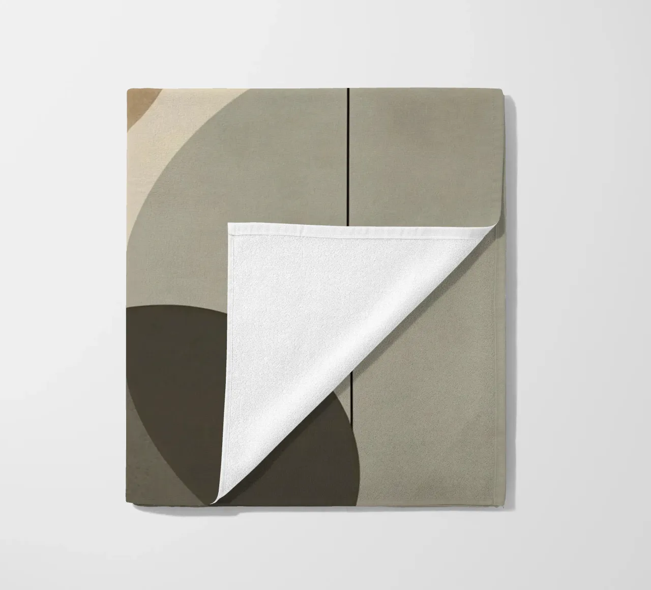 Composizione astratta di cerchi e forme geometriche telo mare da DesignDoodle