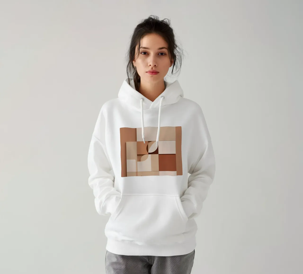Composizione astratta di quadrati e forme circolari felpa con cappuccio da DesignDoodle