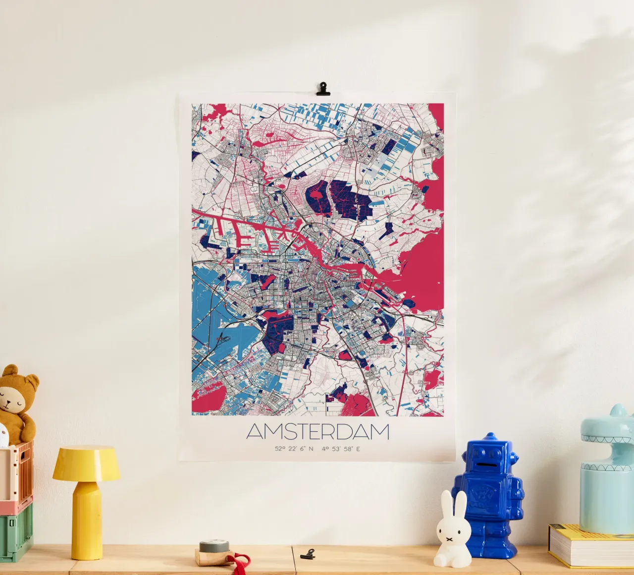 Amsterdam kunst poster - stadsplattegrond in modern ontwerp poster met kunststof frame van CityMapPoster