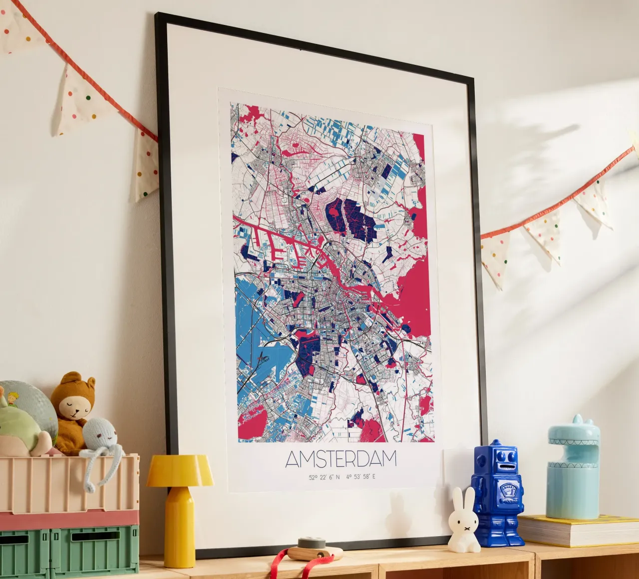 Amsterdam kunst poster - stadsplattegrond in modern ontwerp poster met kunststof frame van CityMapPoster