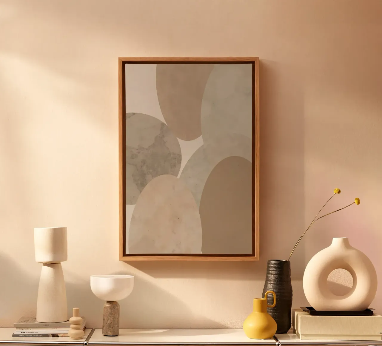 Abstracte afbeelding van overlappende beige en grijze ovalen canvas met Baklijst van DesignDoodle