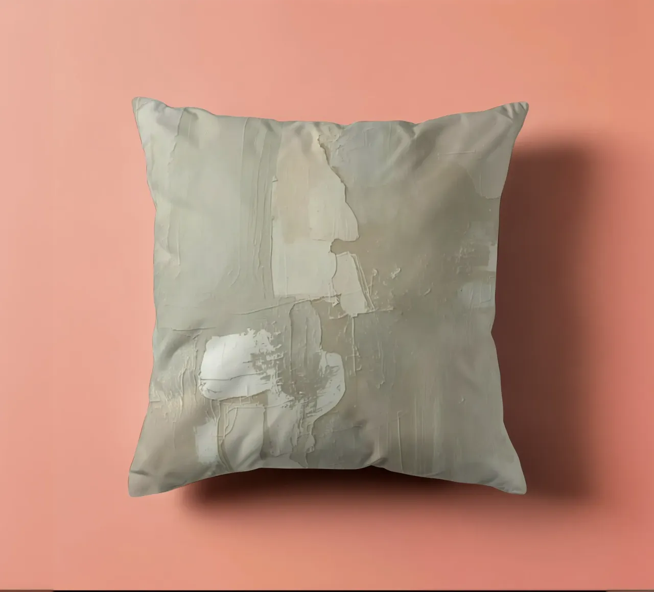 Pittura astratta con pennellate bianche e beige strutturate cuscino da DesignDoodle