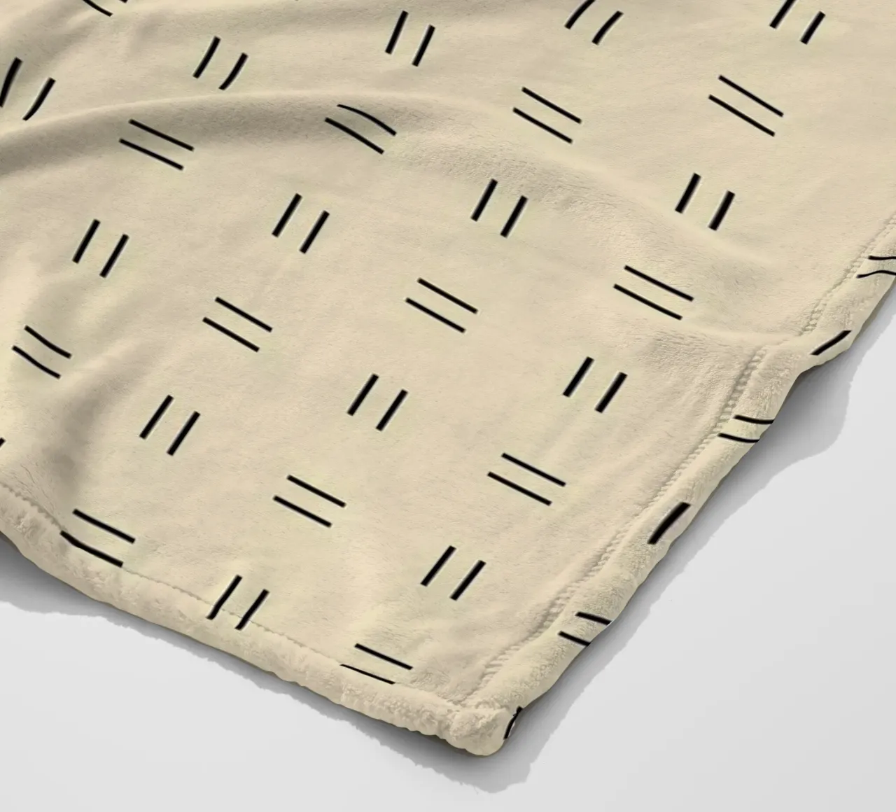 Linee doppie minimal-scandinave | Nero su Beige coperta in pile da Beauty in Simplicity