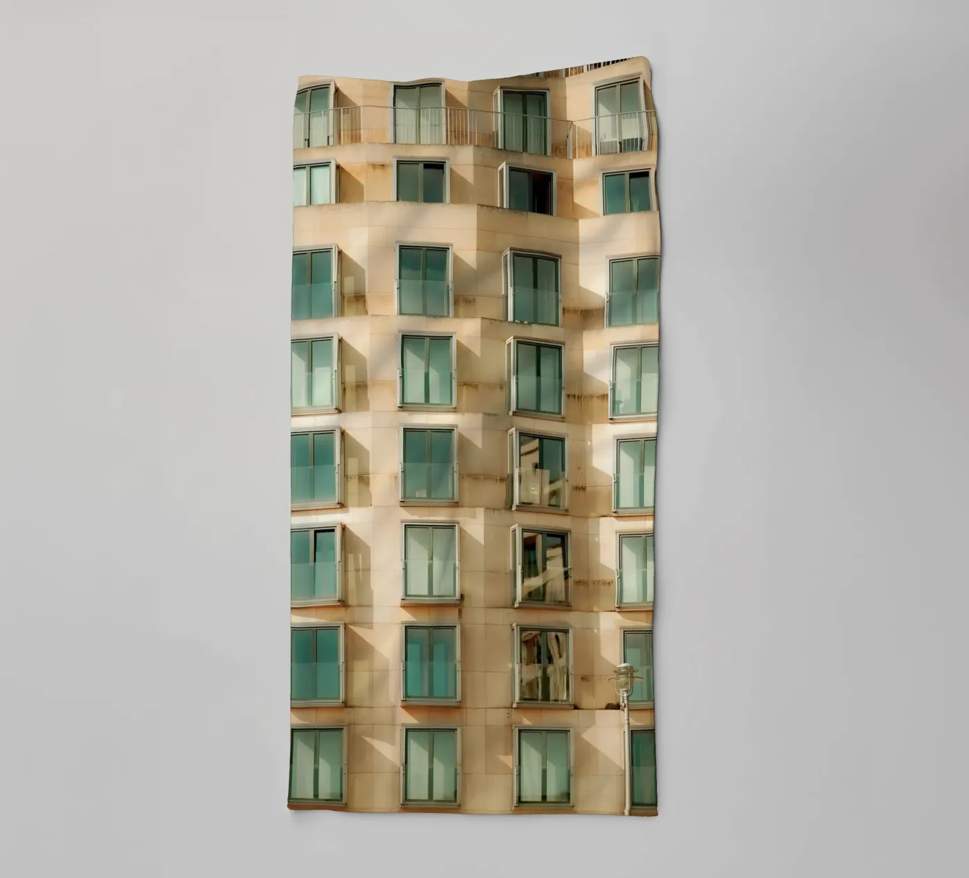 Facade Geometry towel by Thilo Grøsch