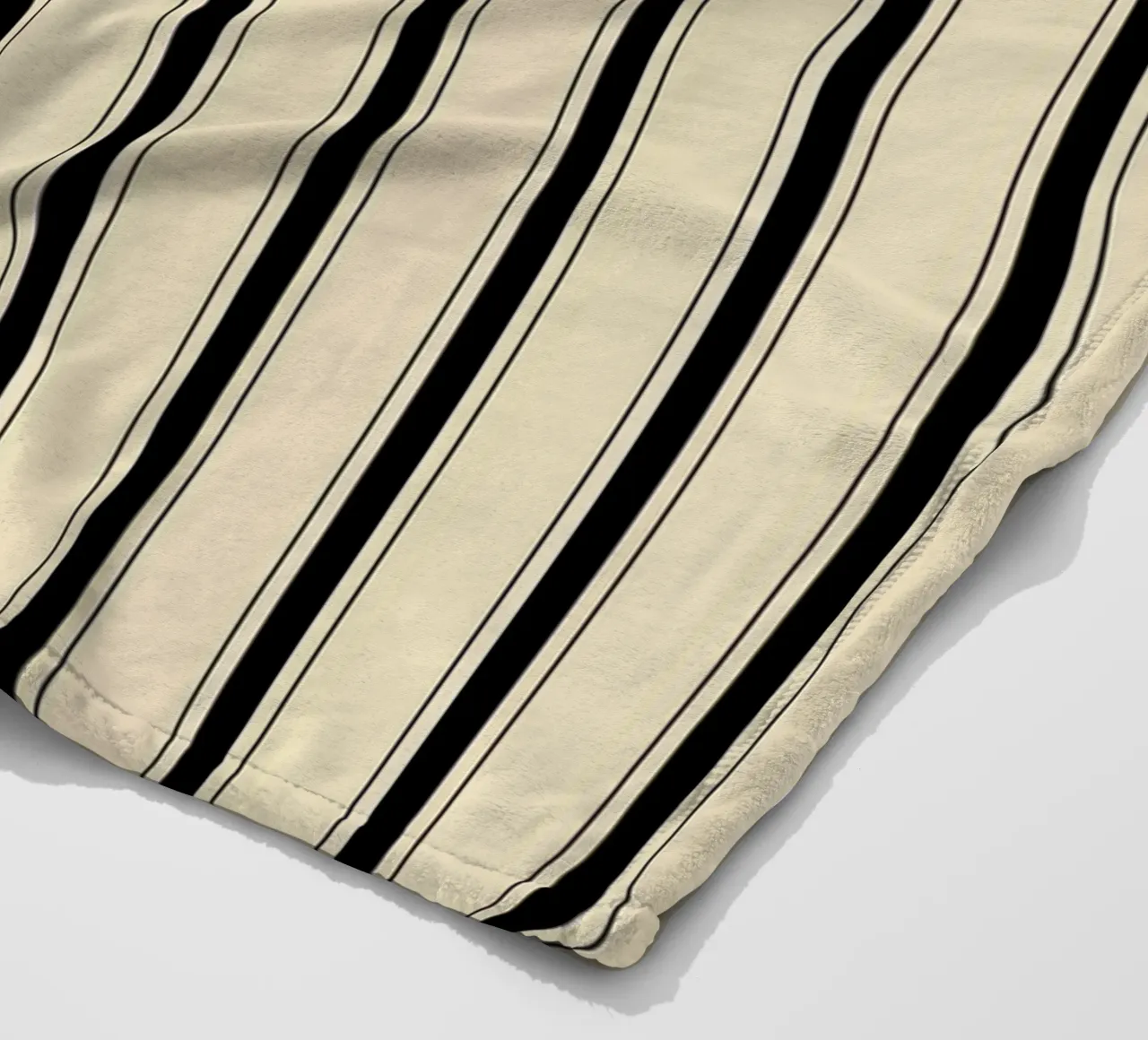 Minimal Farmhouse Basic Strisce miste | Nero su beige coperta in pile da Beauty in Simplicity