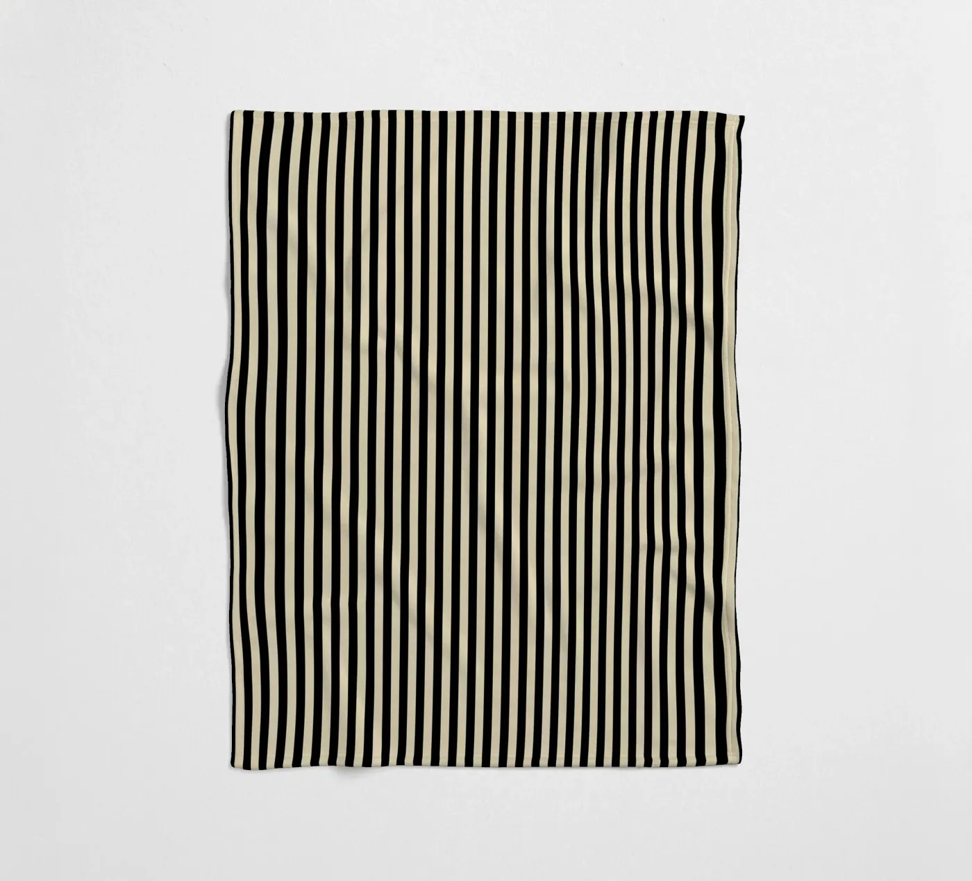 Minimal Basic Bold Stripes 2 | Black and Beige coperta in pile da Beauty in Simplicity