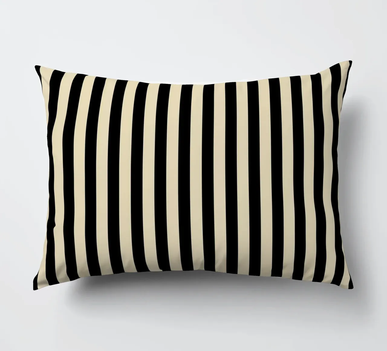 Minimal Basic Bold Stripes | Nero e Beige cuscino da Beauty in Simplicity