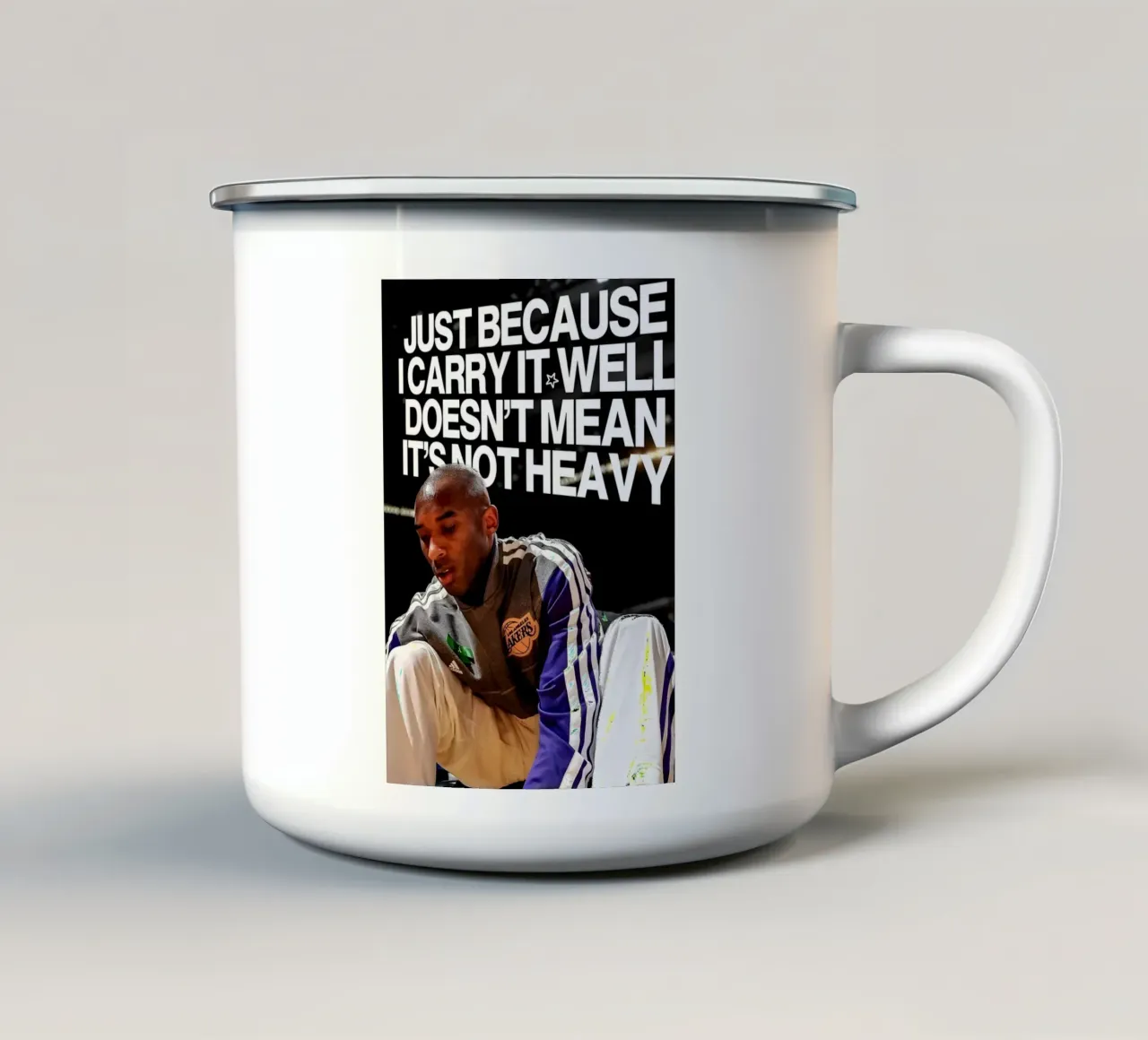 'JUST BECAUSE CARRY WELL DOESNT MEAN NOT HEAVY tazza in smalto da Type & Tape