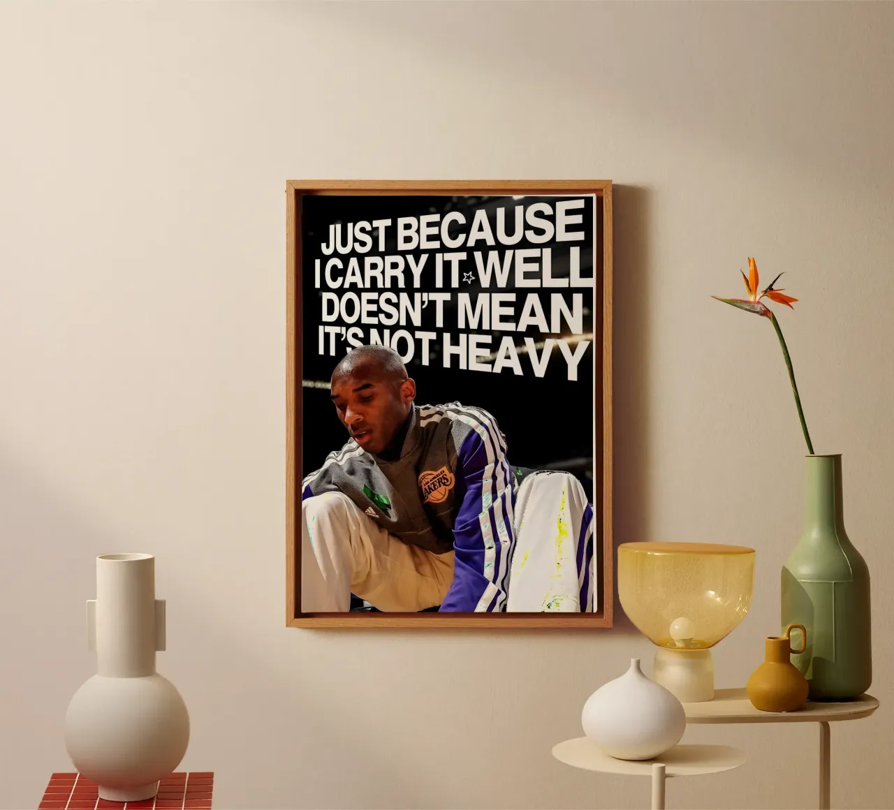 'JUST BECAUSE CARRY WELL DOESNT MEAN NOT HEAVY tela con Cornice a cassetta da Type & Tape