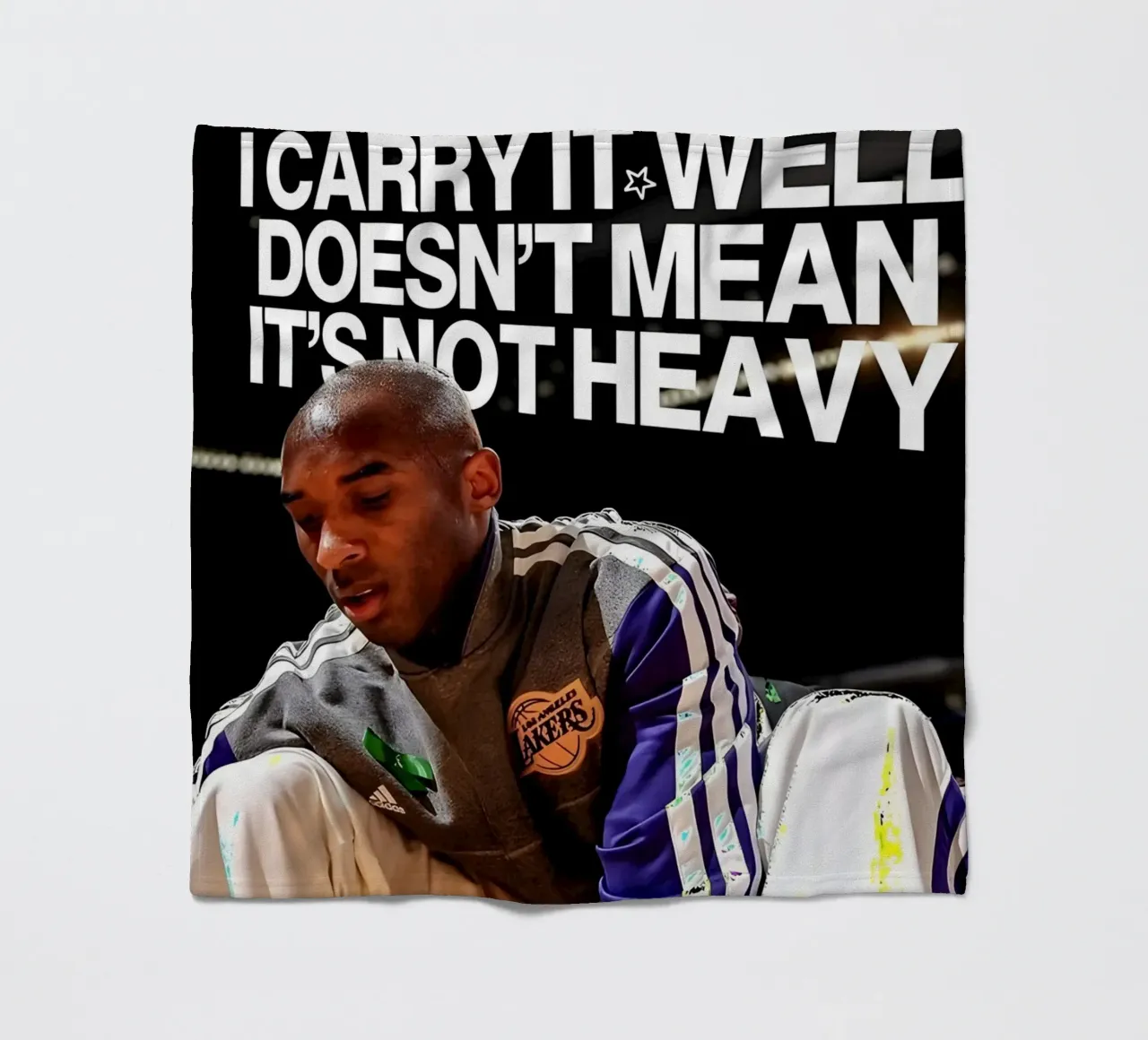'JUST BECAUSE CARRY WELL DOESNT MEAN NOT HEAVY coperta in pile da Type & Tape