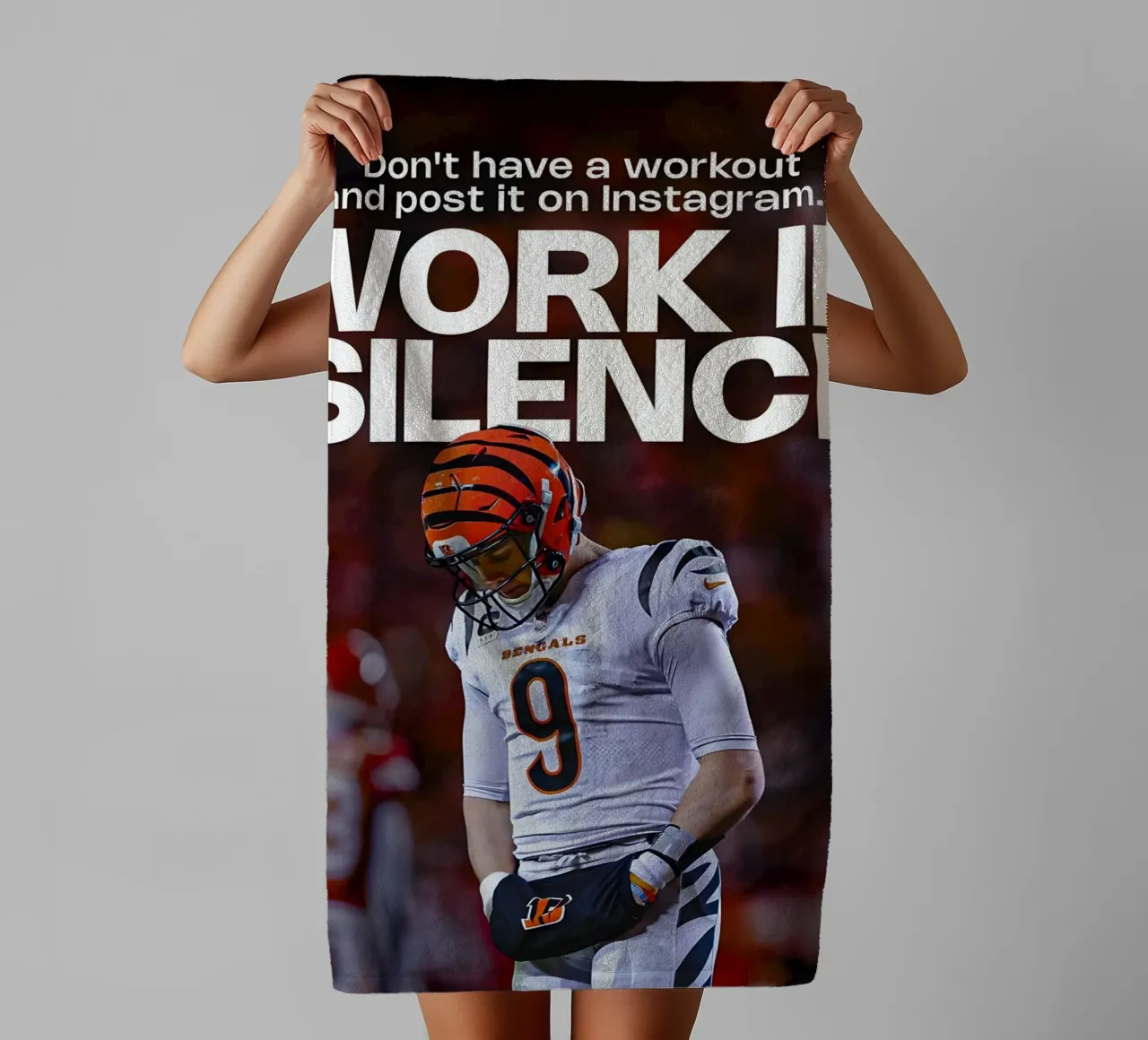 WORK SILENCE asciugamano da bagno da Type & Tape