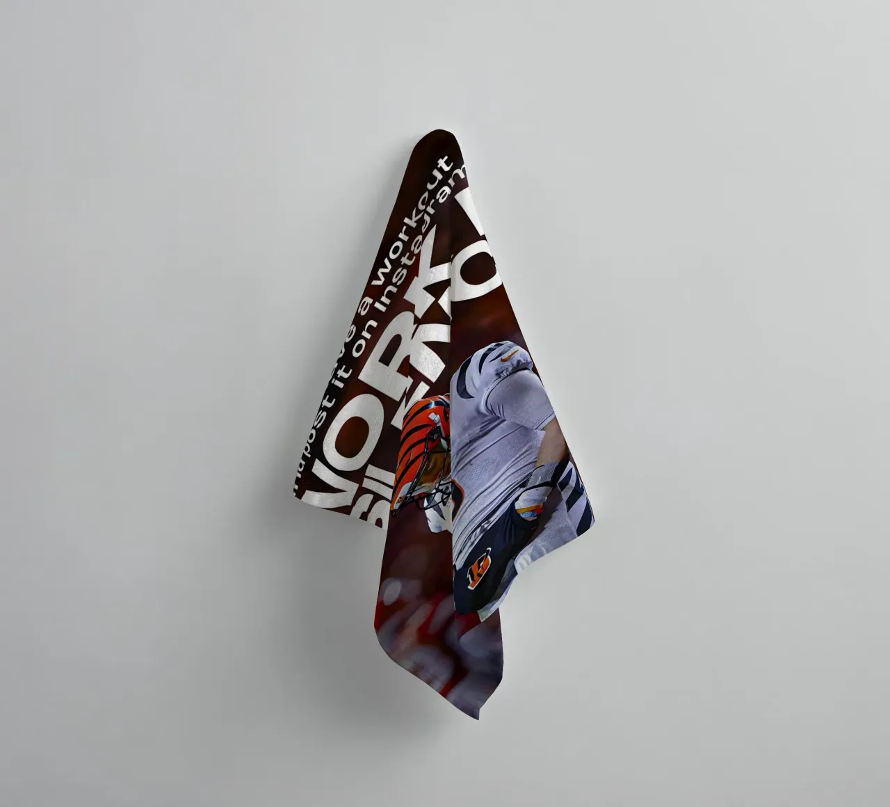 WORK SILENCE asciugamano da bagno da Type & Tape