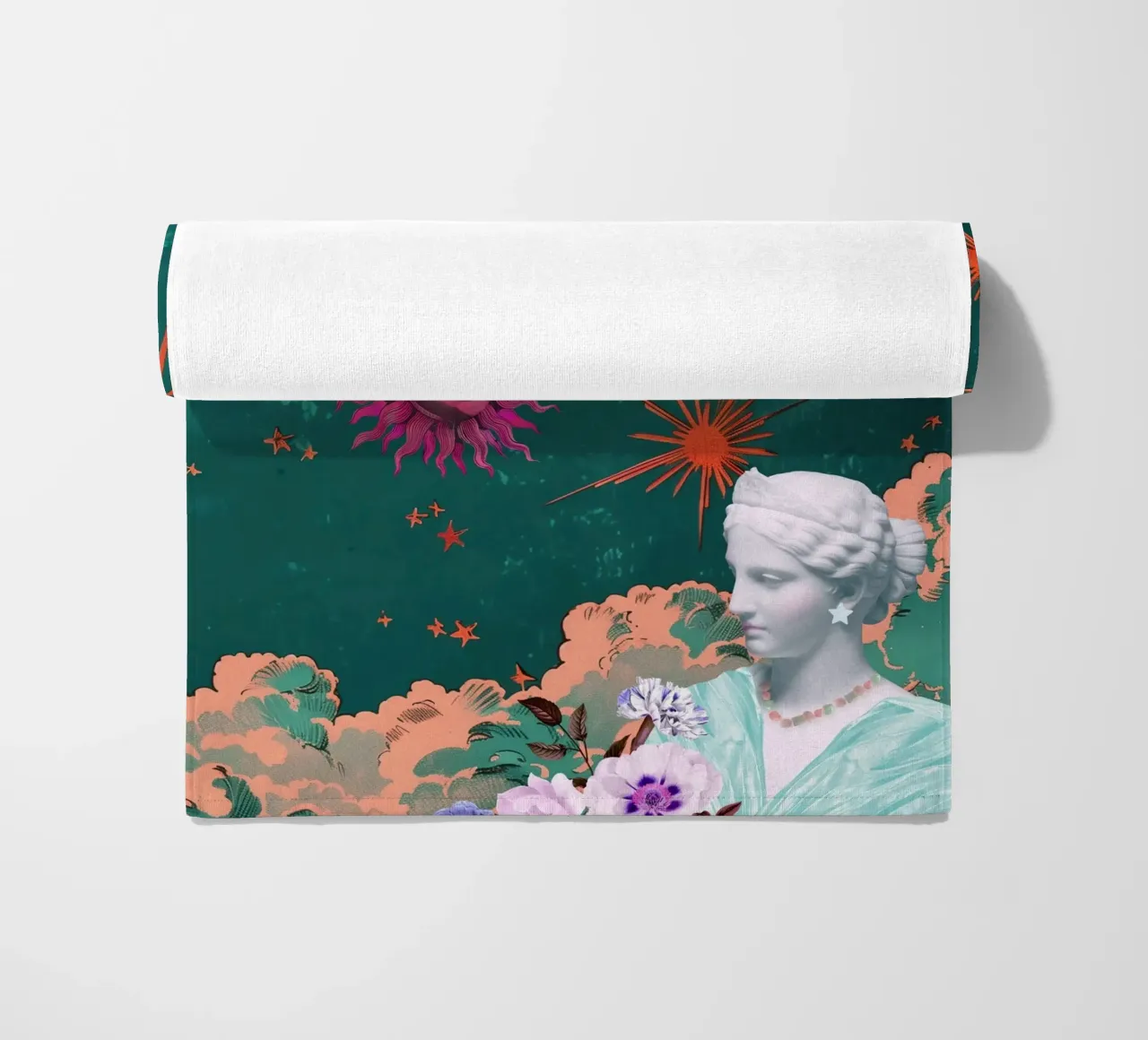 Celestial Maximalism telo mare da GraceDigitalArtCo