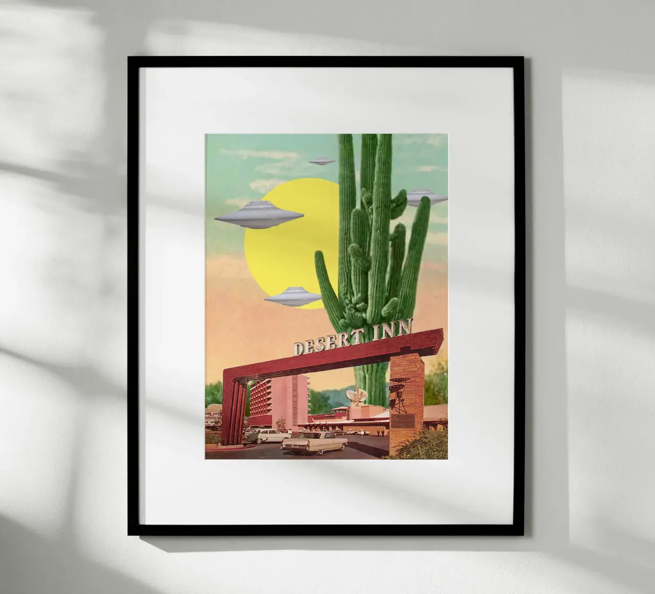 Desert Inn poster con telaio in plastica da MsGonzalez
