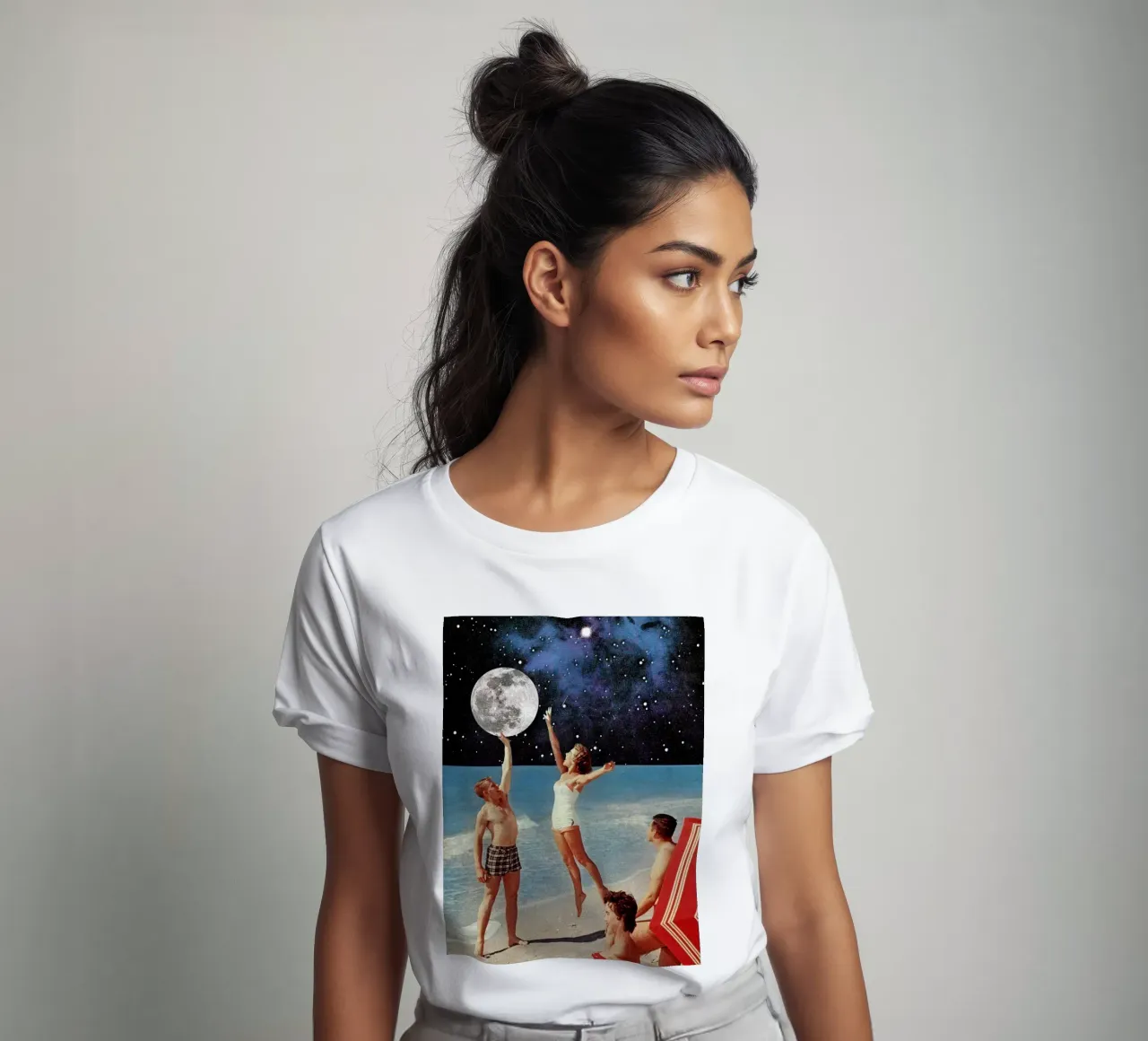 Reaching for the Moon t-shirt da MsGonzalez