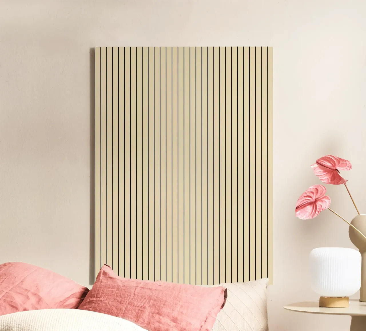 Minimal Basic Classic Pinstripe | Nero su Beige tela con Cornice a cassetta da Beauty in Simplicity