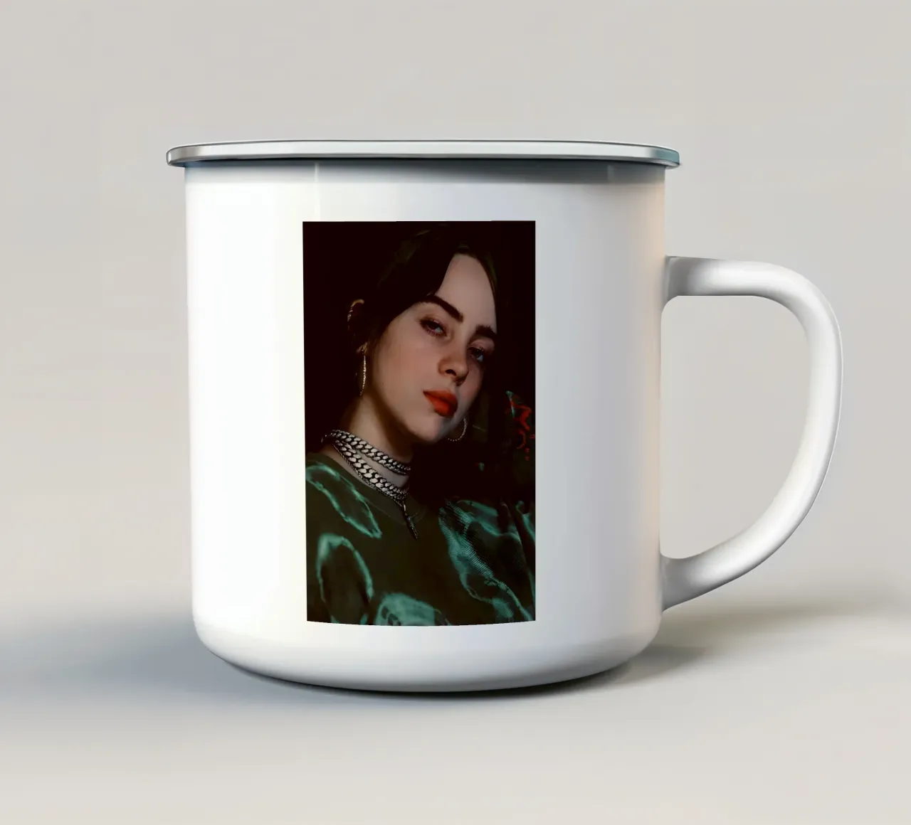Billie Eilish tazza in smalto da Low poly art