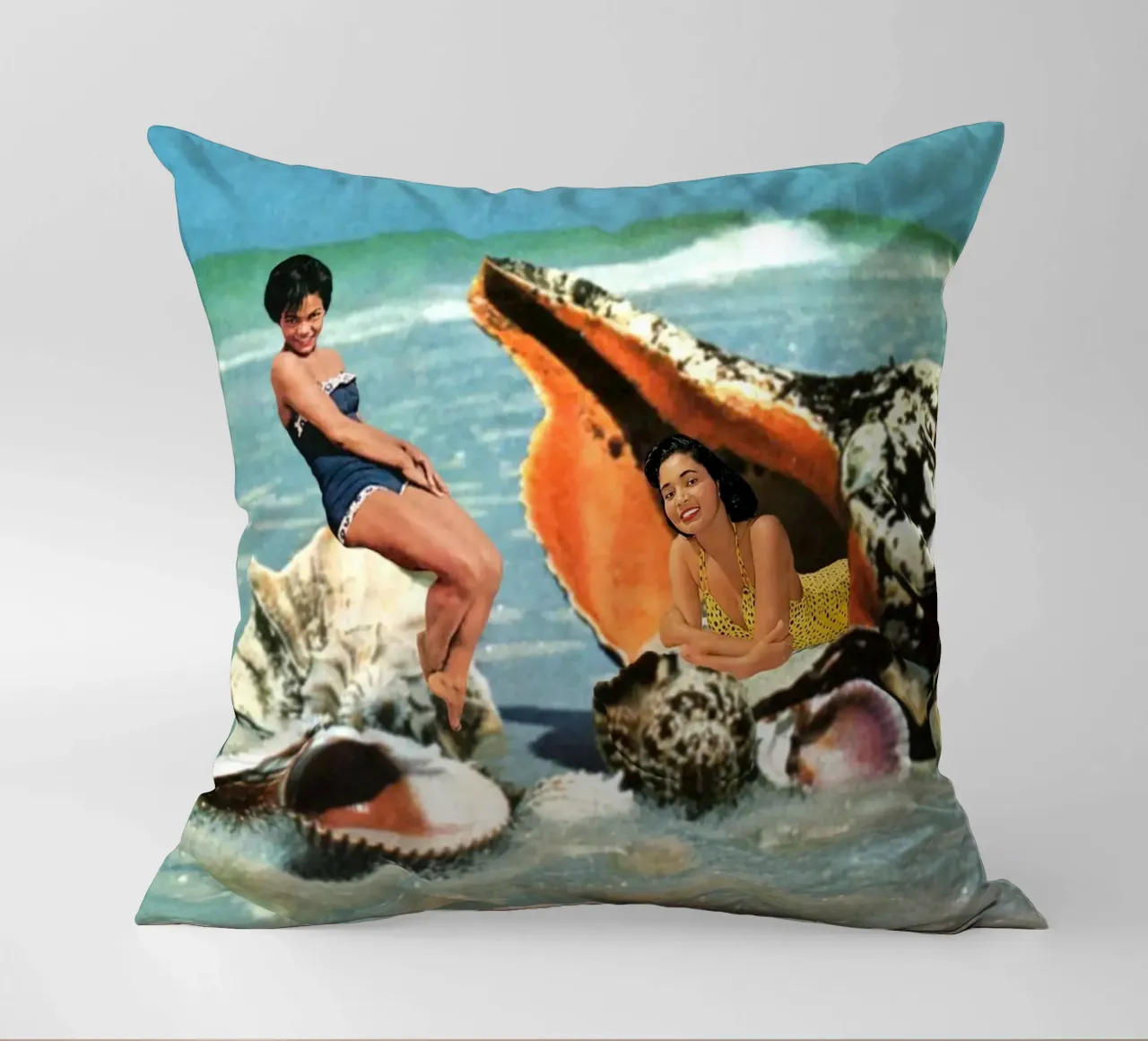 Greetings from Seashells cuscino da MsGonzalez