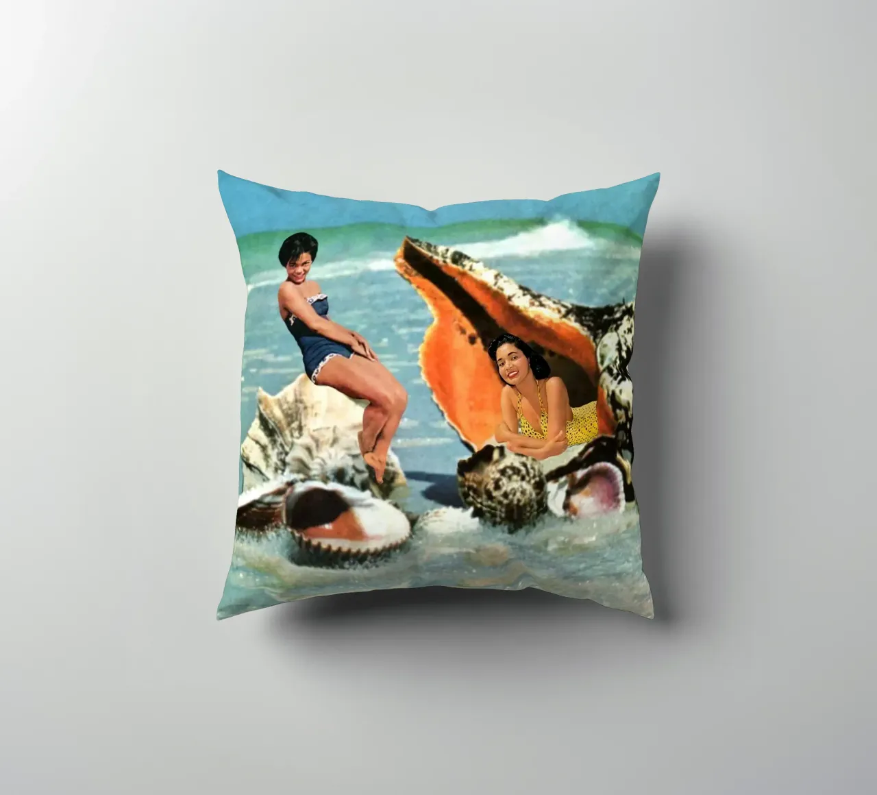 Greetings from Seashells cuscino da MsGonzalez