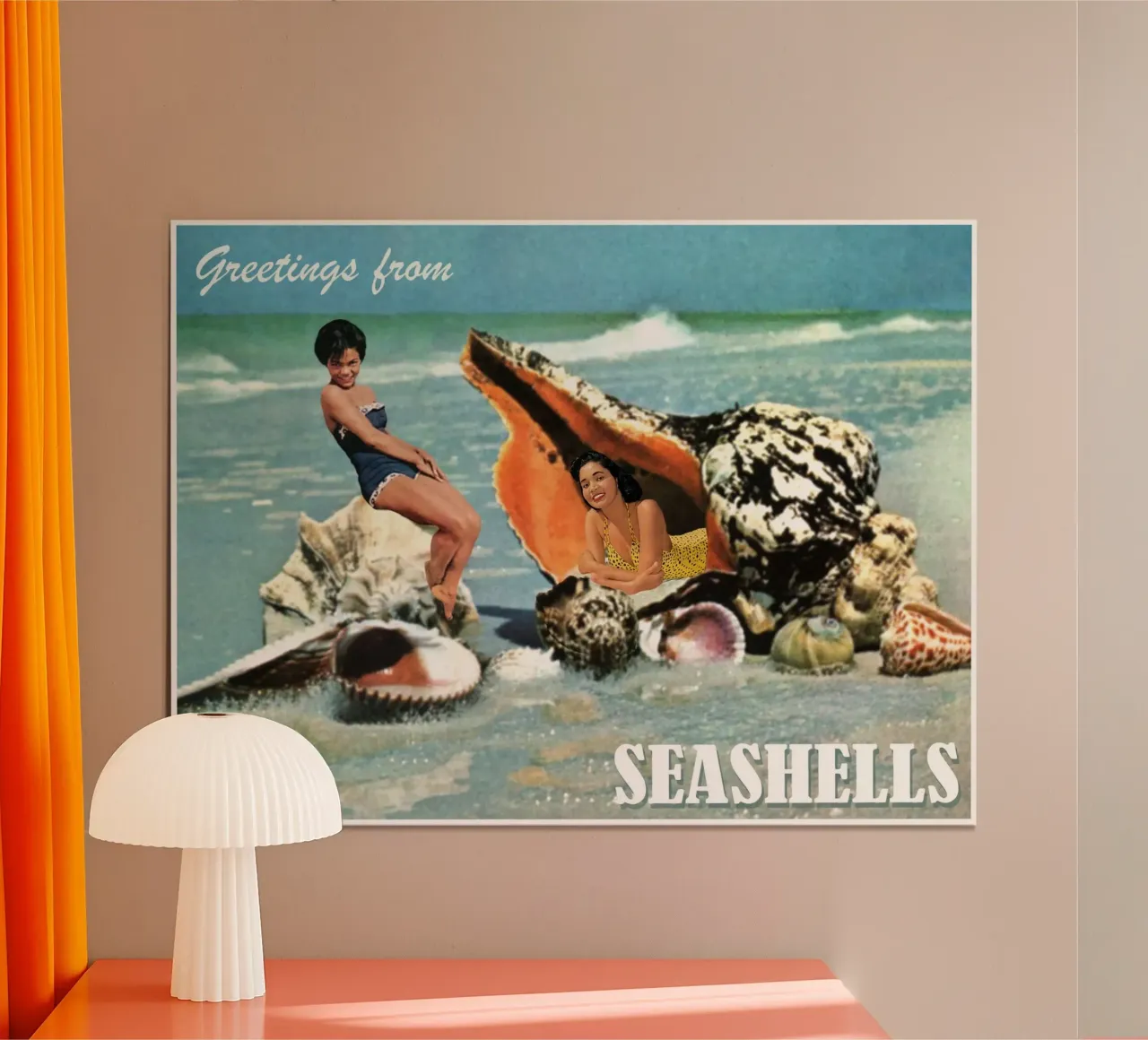 Greetings from Seashells poster con marco de madera de MsGonzalez