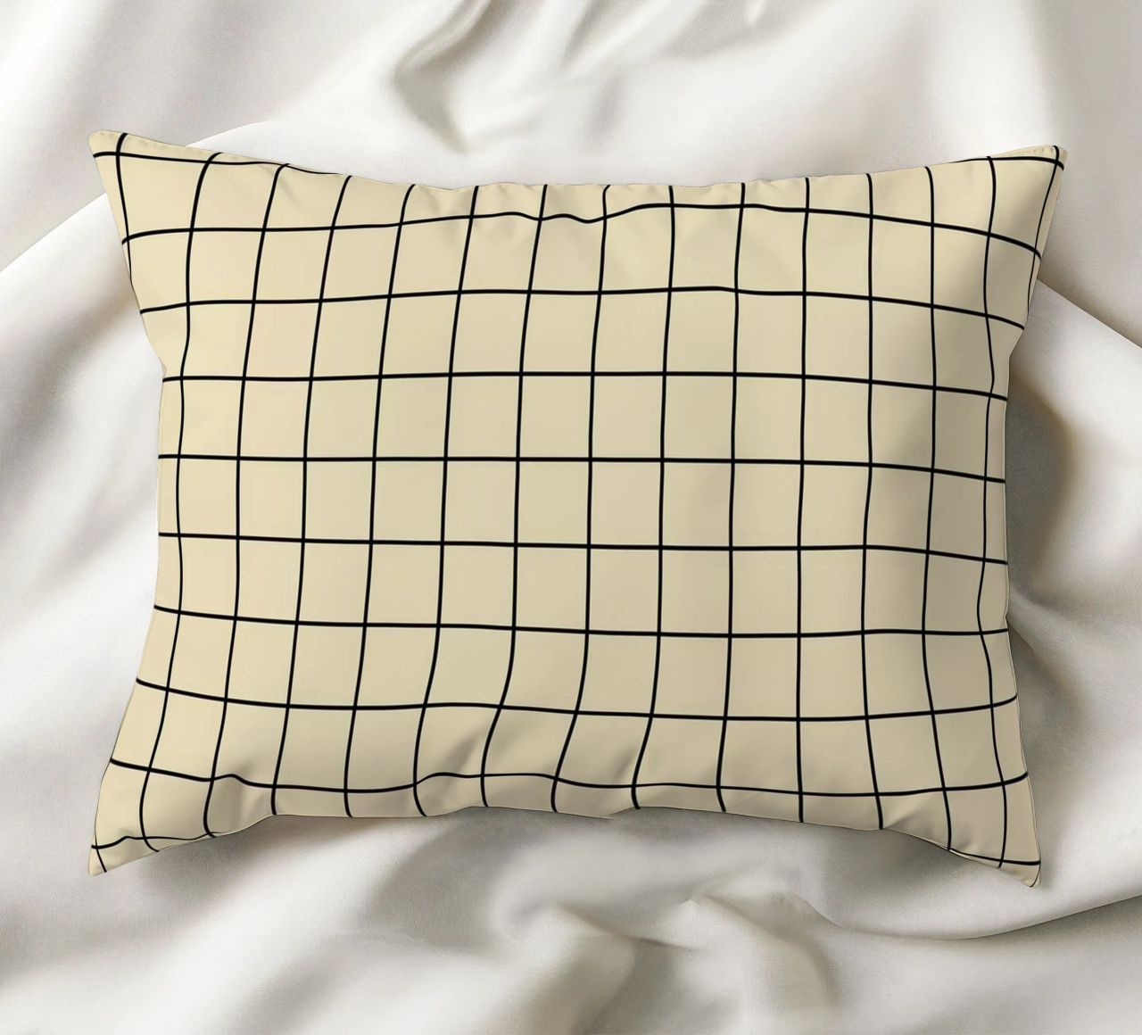 Minimal Basic Classic Grid | Nero su Beige cuscino da Beauty in Simplicity