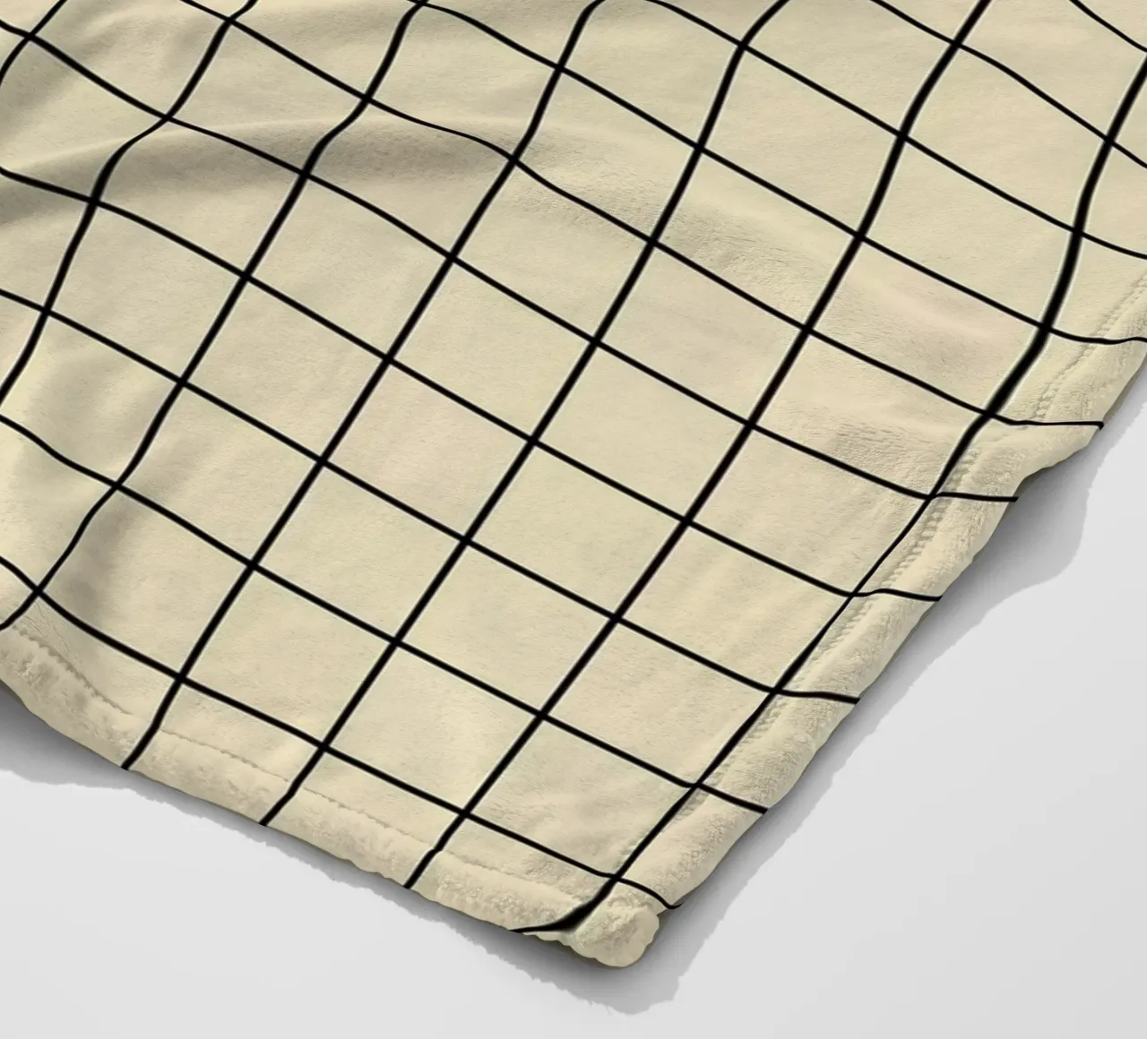 Minimal Basic Classic Grid | Nero su Beige coperta in pile da Beauty in Simplicity