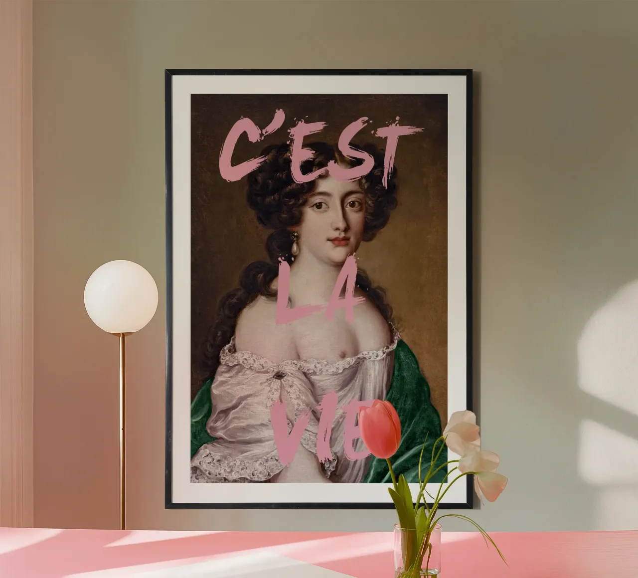 C'est la vie lady poster con telaio in legno da GraceDigitalArtCo