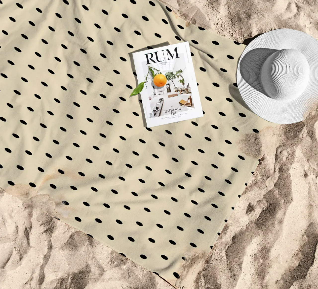 Minimal Basic Polka Dots | Zwart op Beige strandhanddoek van Beauty in Simplicity