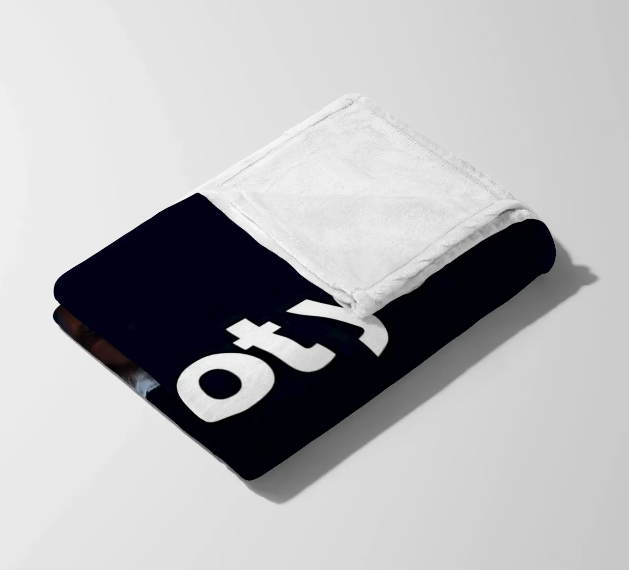 'why not you?" coperta in pile da Type & Tape