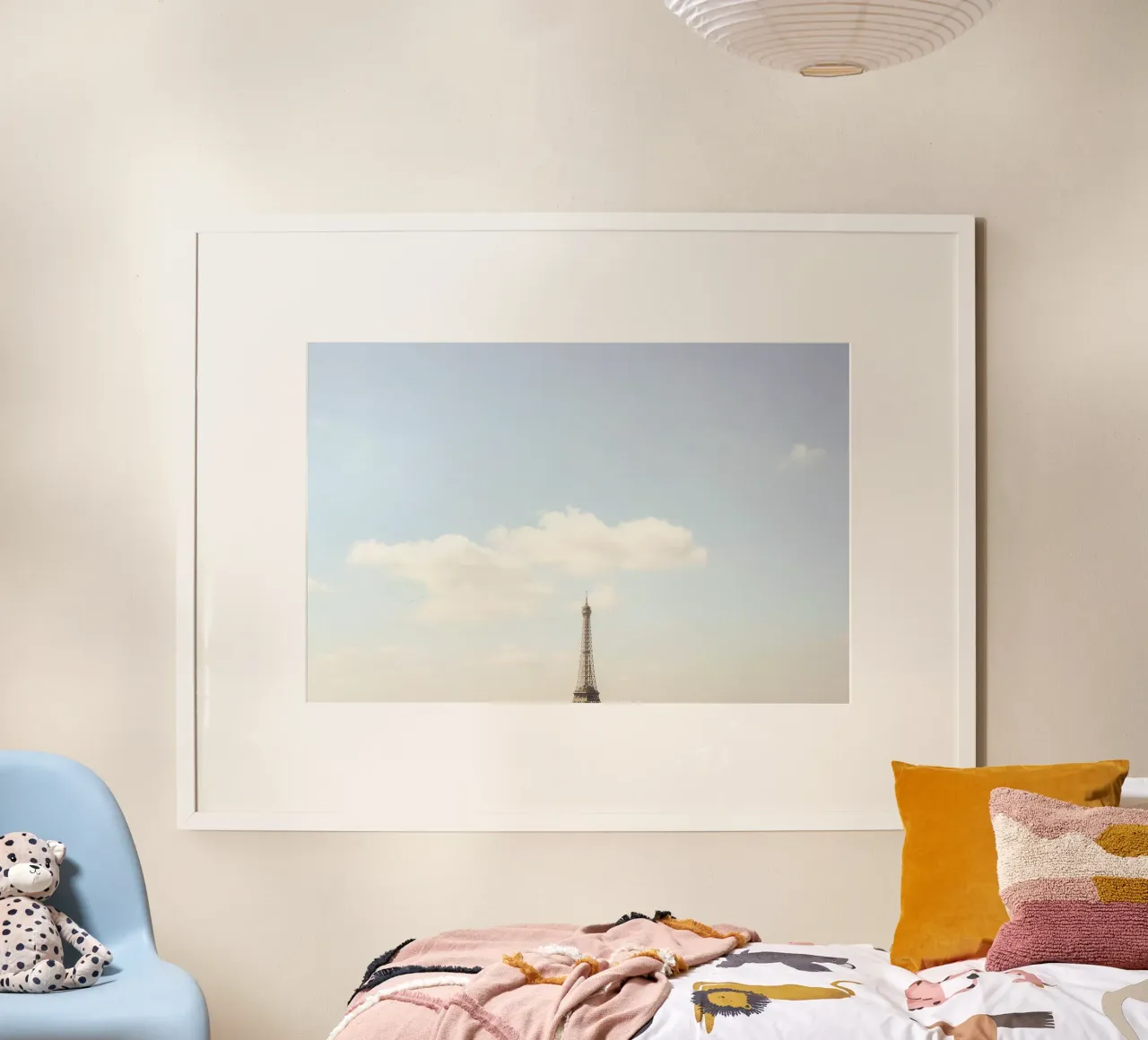 Paris Eiffel Tower Minimalist poster con telaio in legno da GraceDigitalArtCo