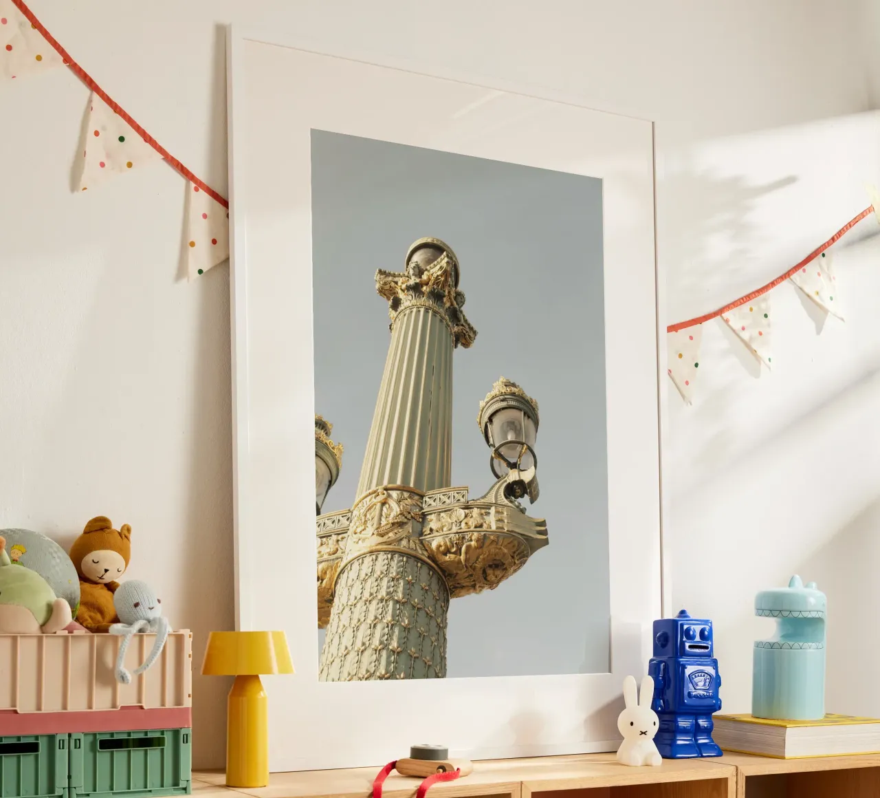 Green and Gold Paris Lamp poster con telaio in legno da GraceDigitalArtCo