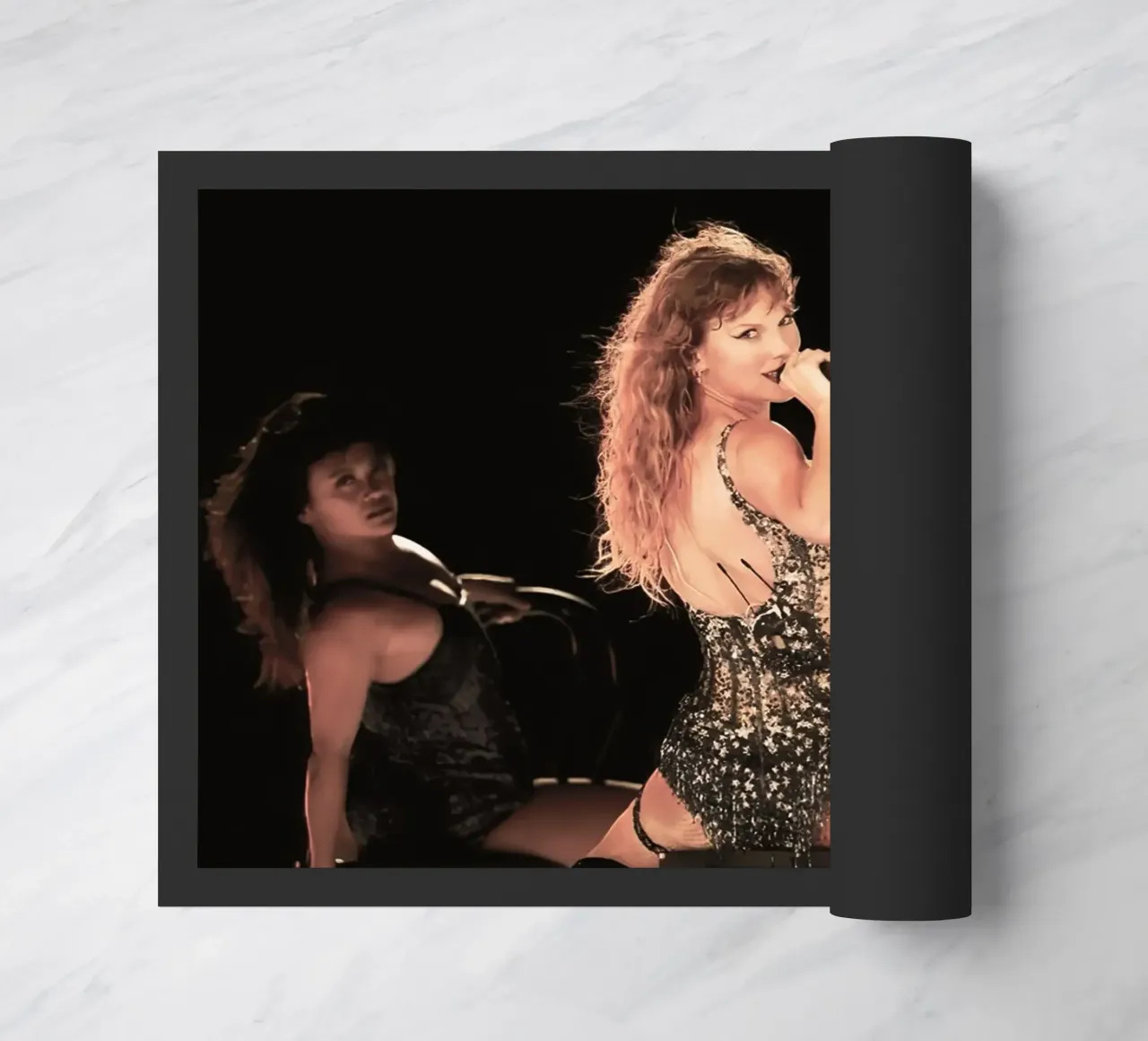 Taylor Swift zerbino da Musadad Shop