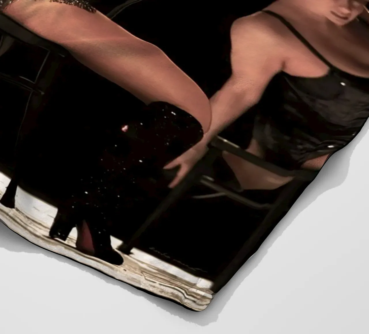 Taylor Swift coperta in pile da Musadad Shop