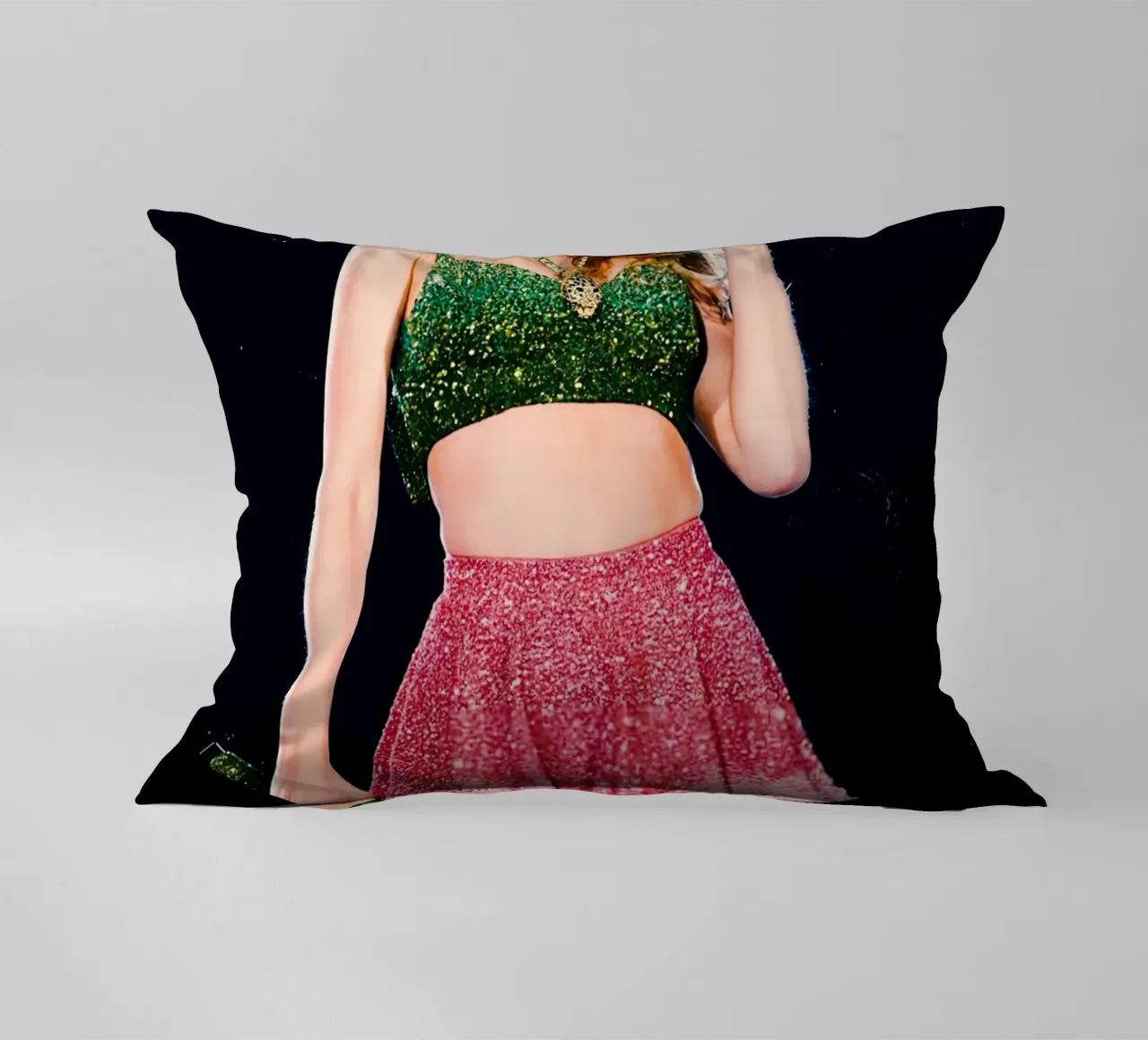 Taylor Swift cuscino da Musadad Shop