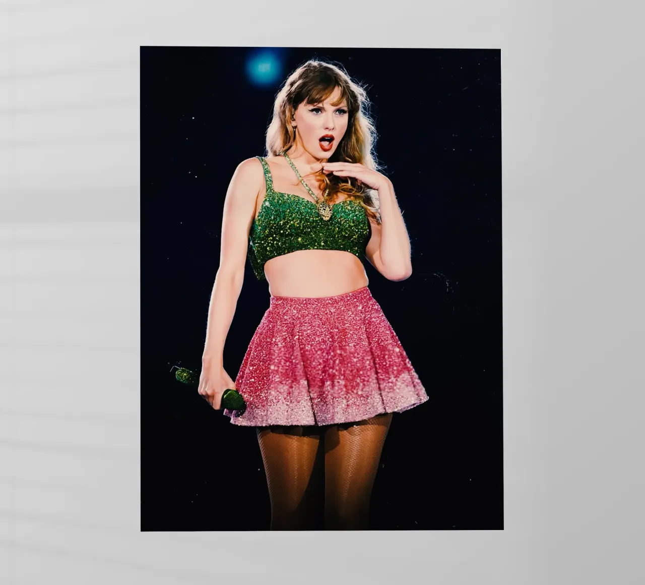 Taylor Swift pellicola backlit da Musadad Shop