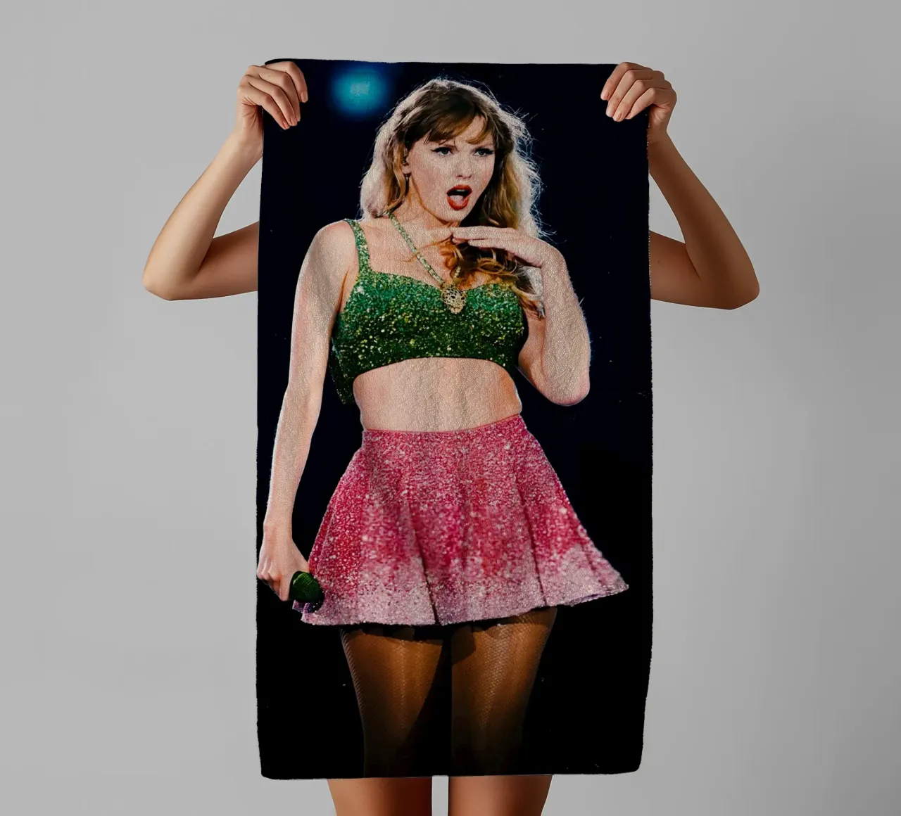 Taylor Swift asciugamano da bagno da Musadad Shop