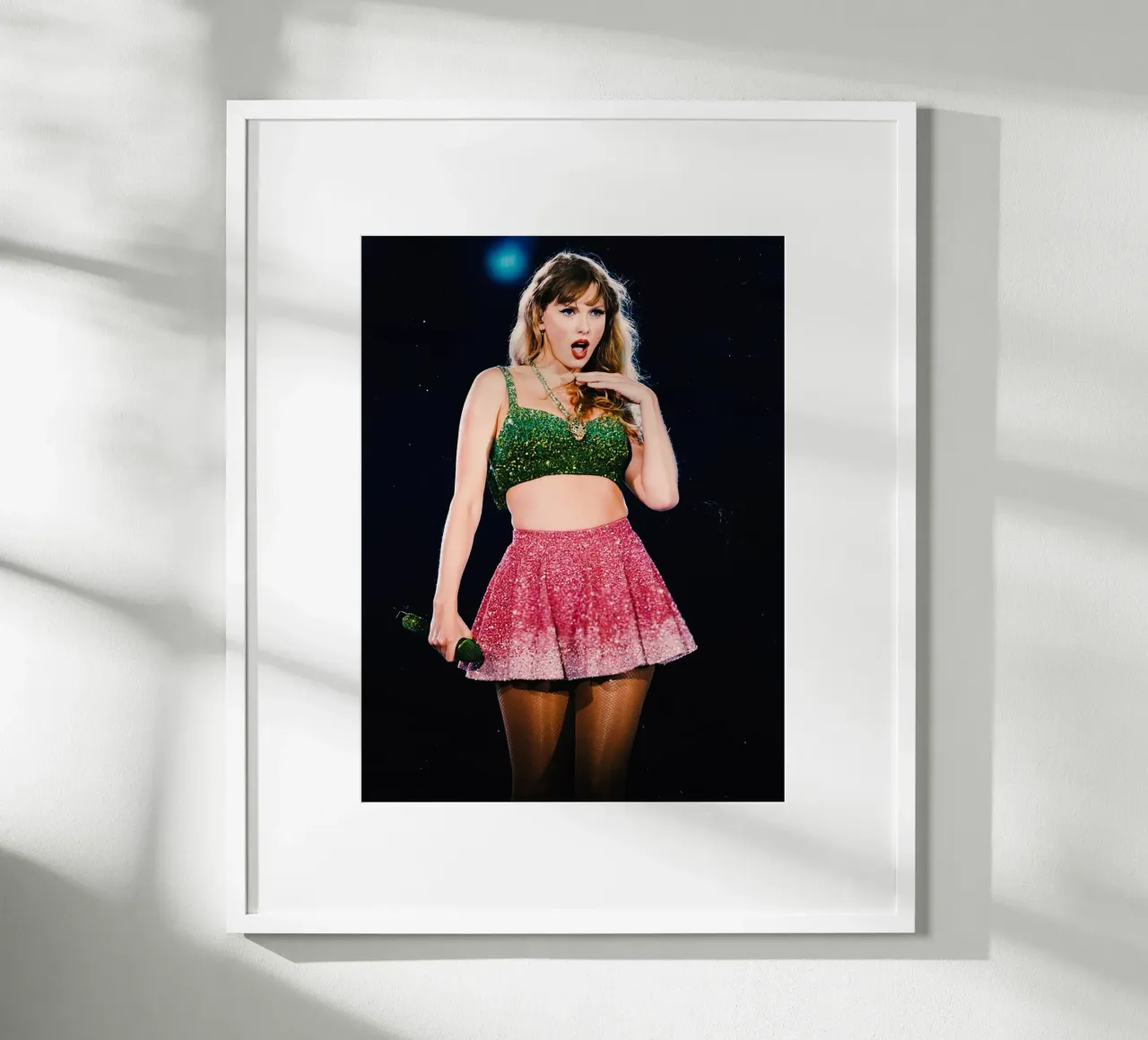 Taylor Swift poster con telaio in plastica da Musadad Shop