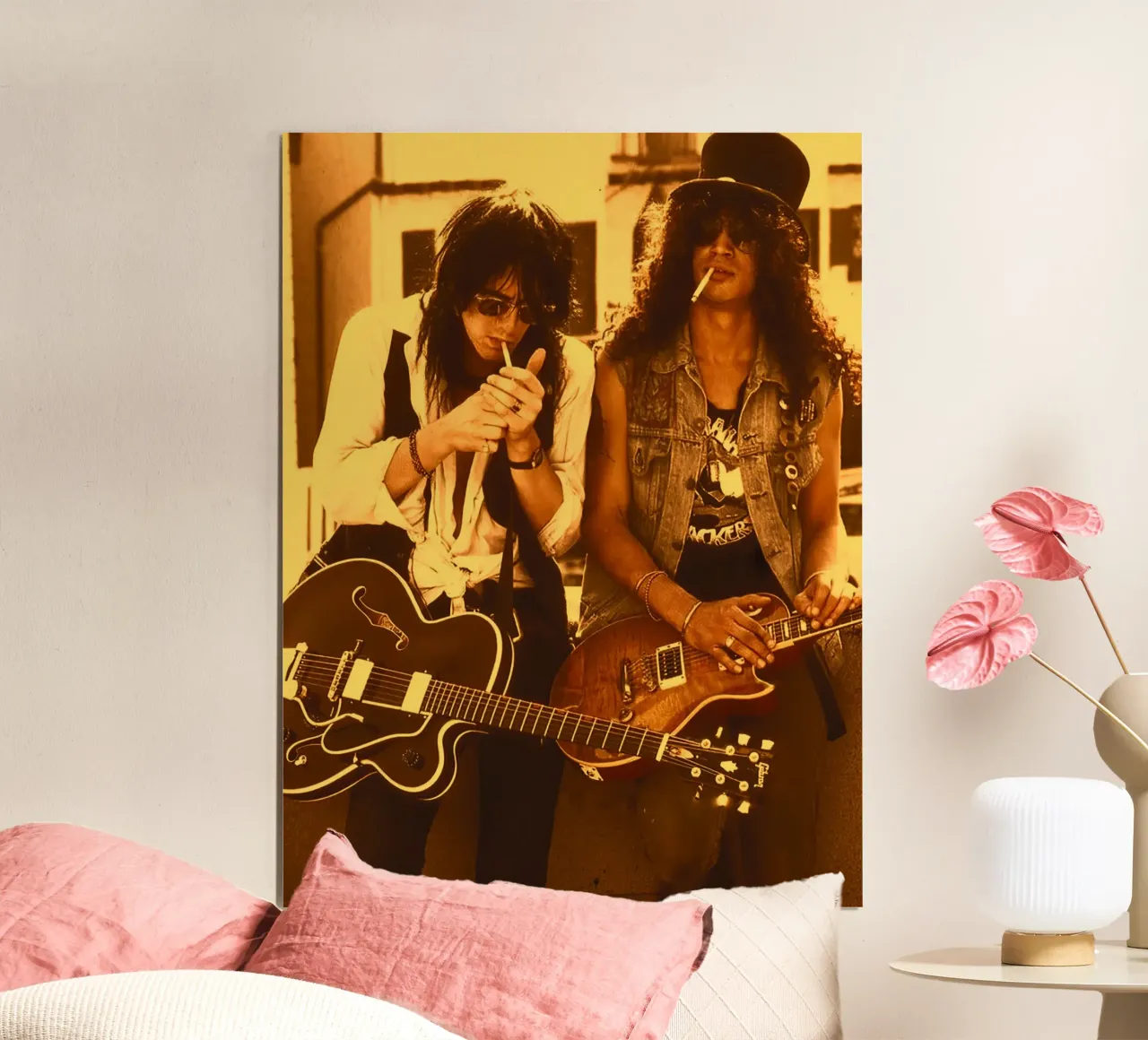 Slash and Izzy poster con telaio in alluminio da Musadad Shop