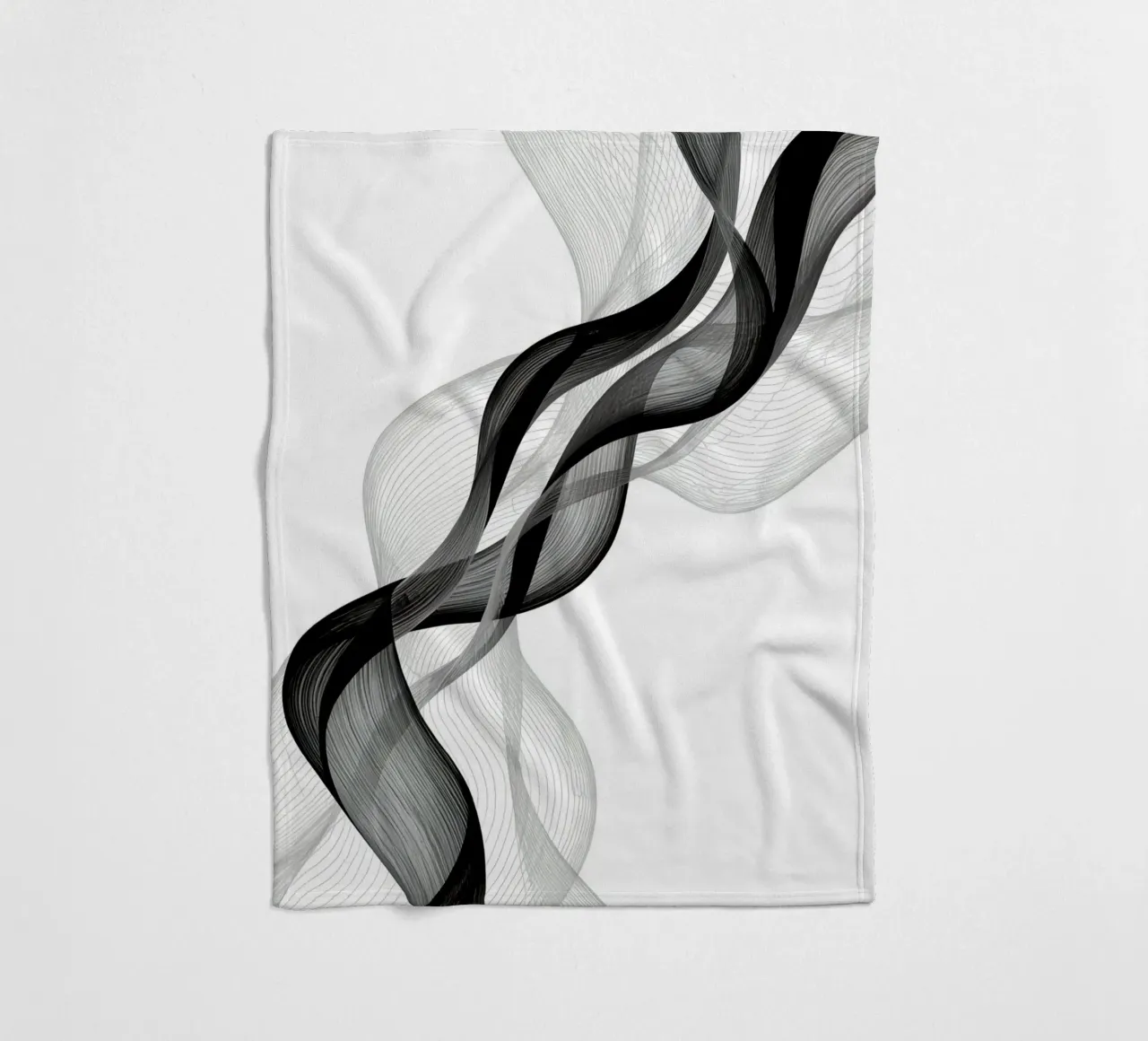 Linee ondulate astratte nero grigio e bianco coperta in pile da DesignDoodle