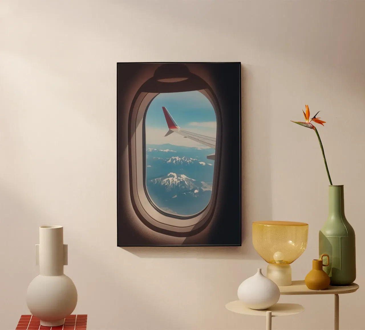 Vue d'un hublot d'avion sur une aile et des montagnes plexiglas de DesignDoodle
