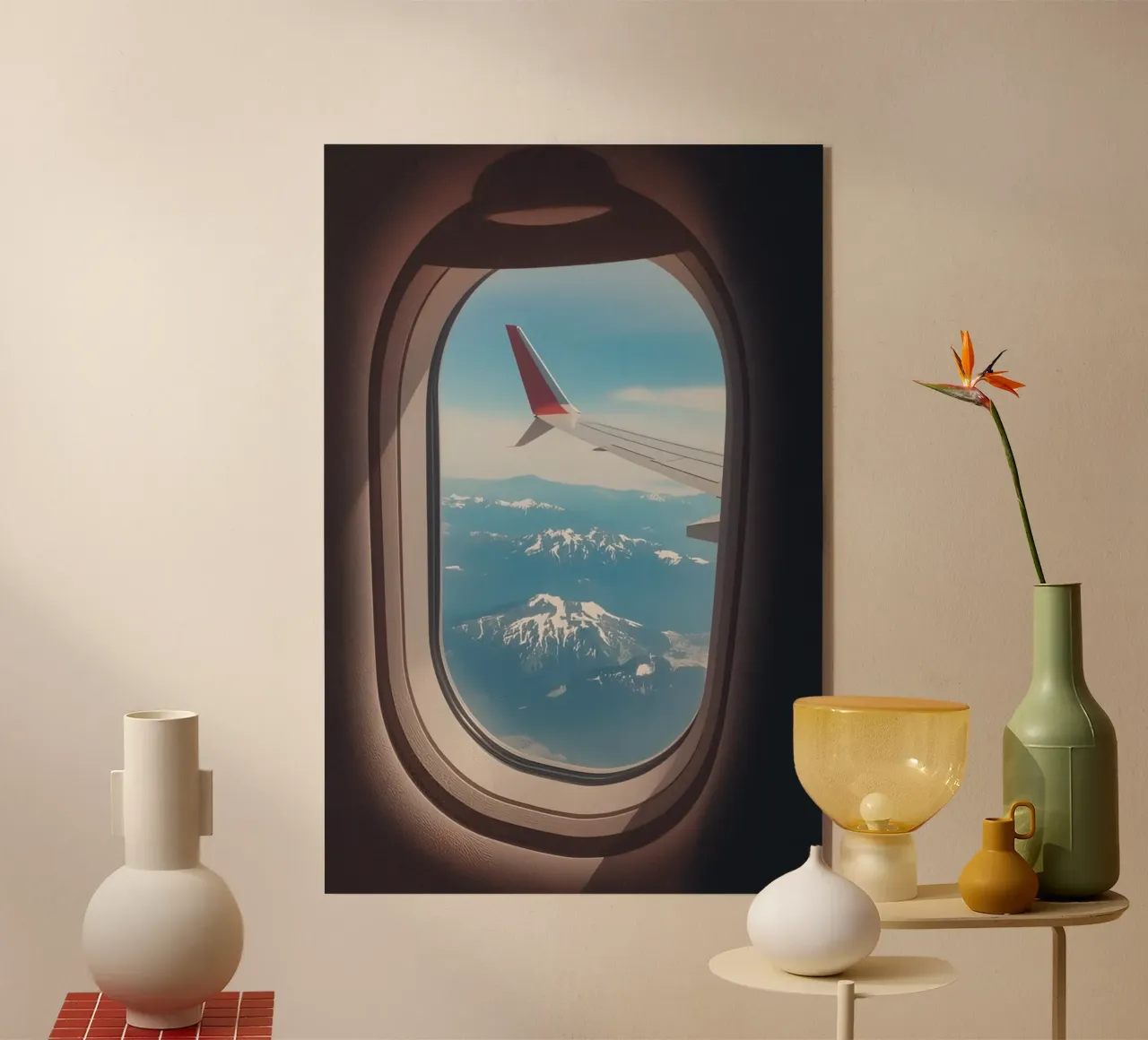 Vue d'un hublot d'avion sur une aile et des montagnes plexiglas de DesignDoodle