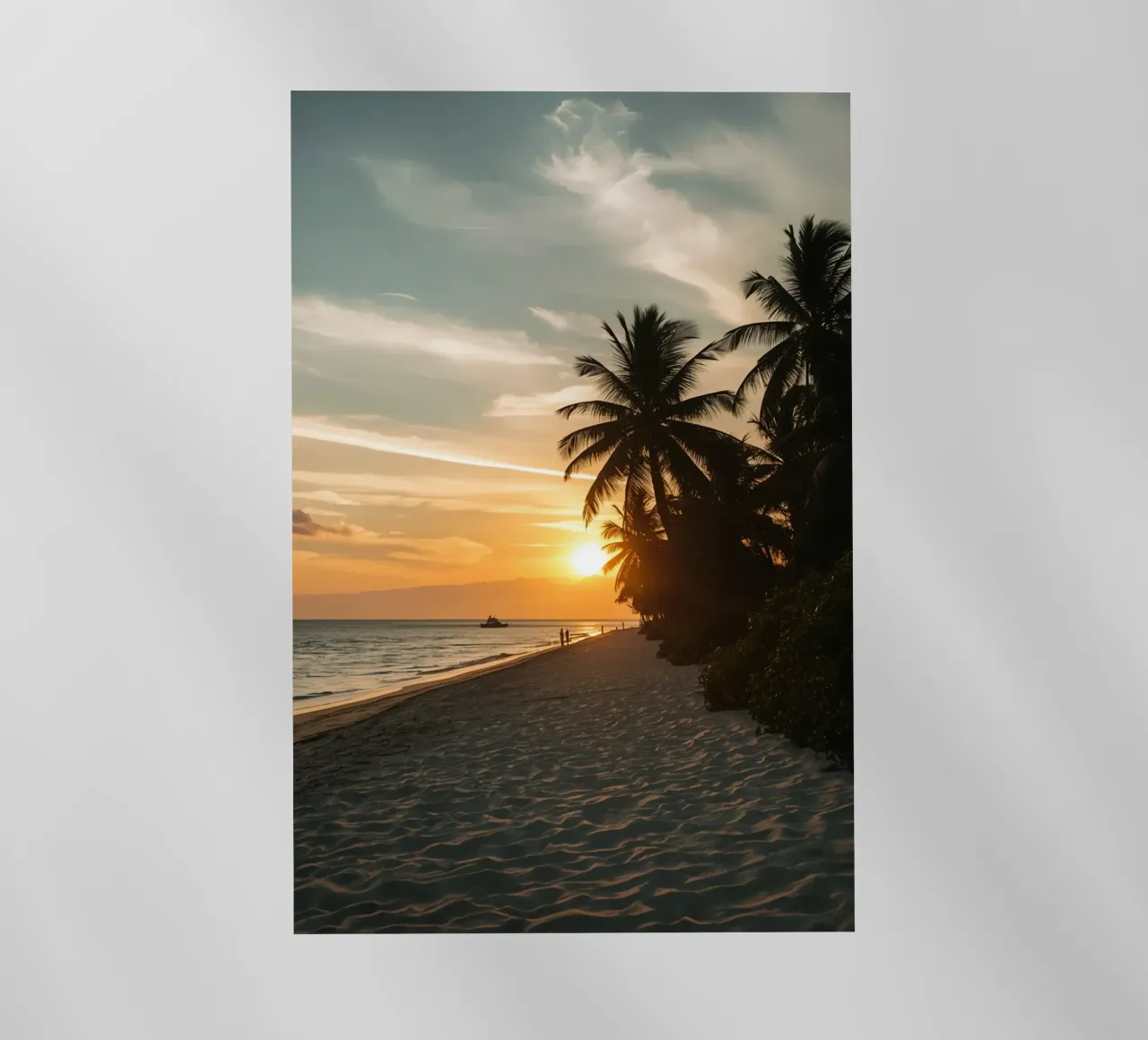 Tramonto sulla spiaggia con palme e oceano pellicola backlit da DesignDoodle