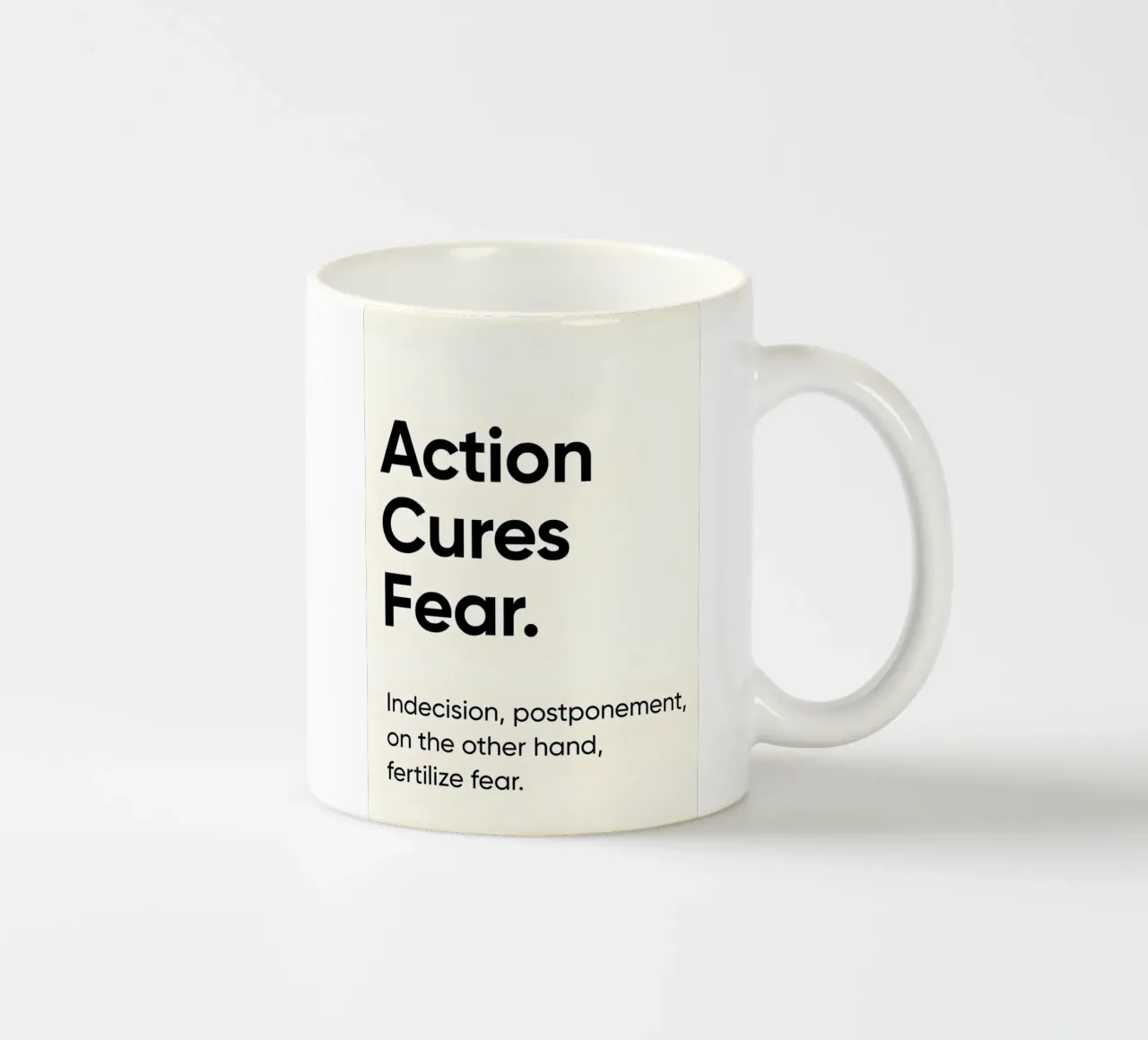 Action cures fear tazza in ceramica da Type & Tape