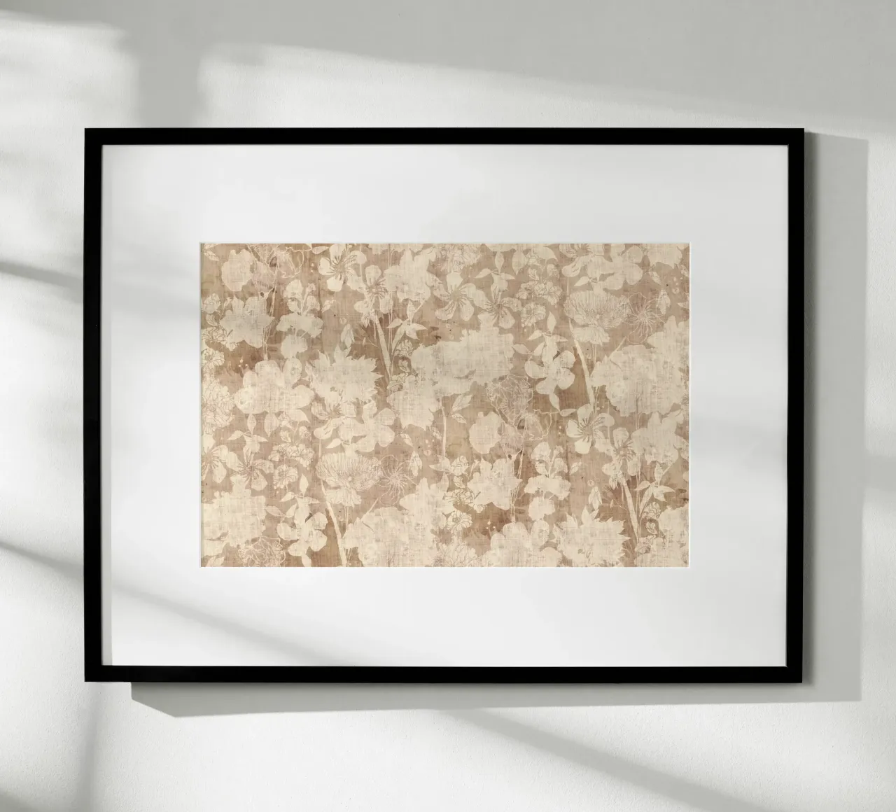 flower bloom 3 poster con telaio in legno da Giulio Iurissevich