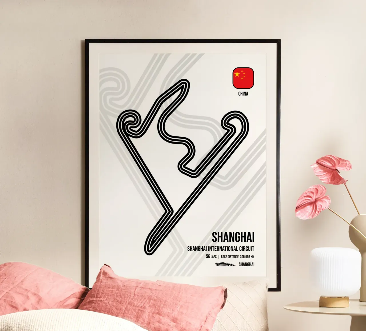 Pista di Shanghai poster con telaio in legno da Mariel Toigo